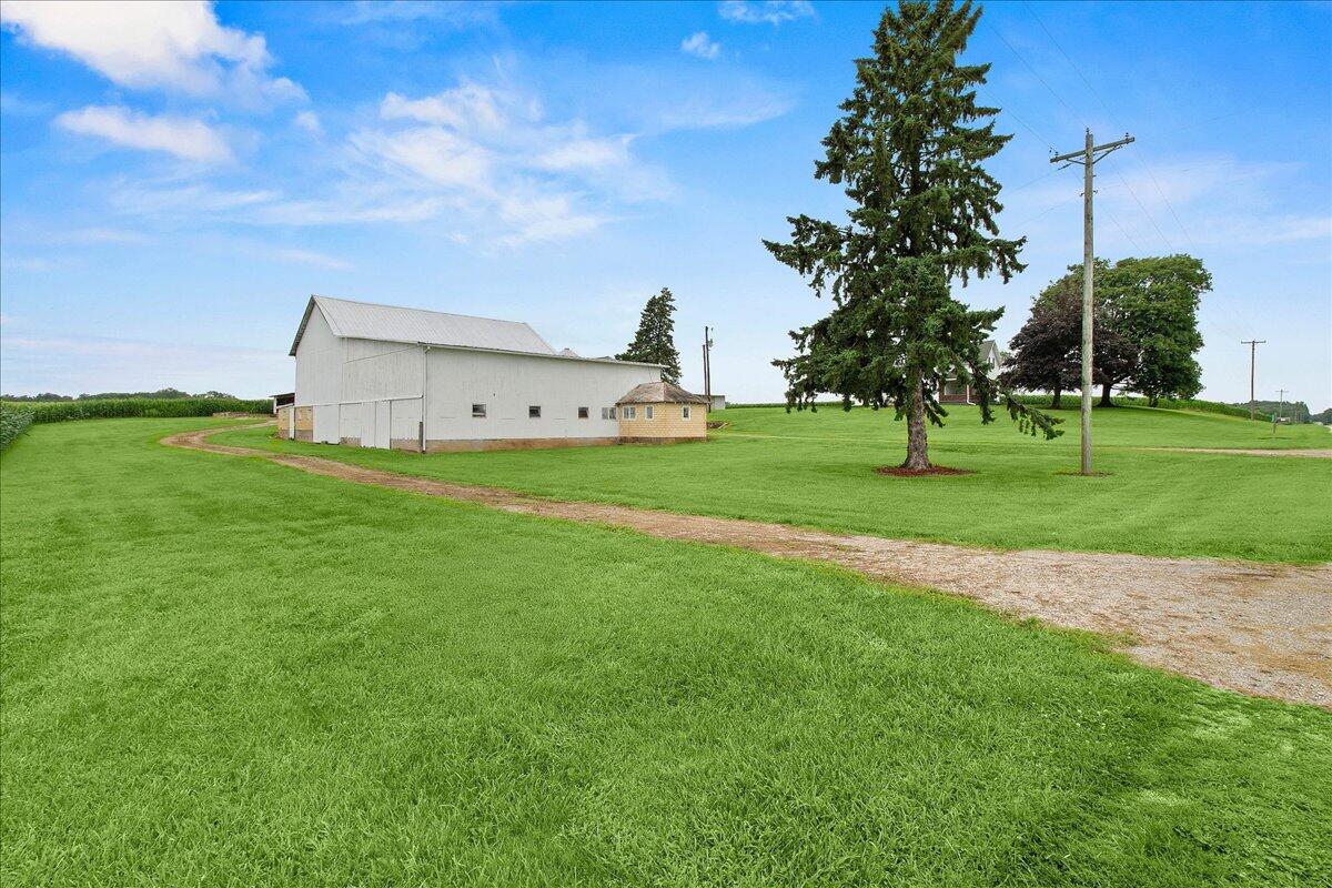 7650 Calland Road, West Liberty, Ohio 43357