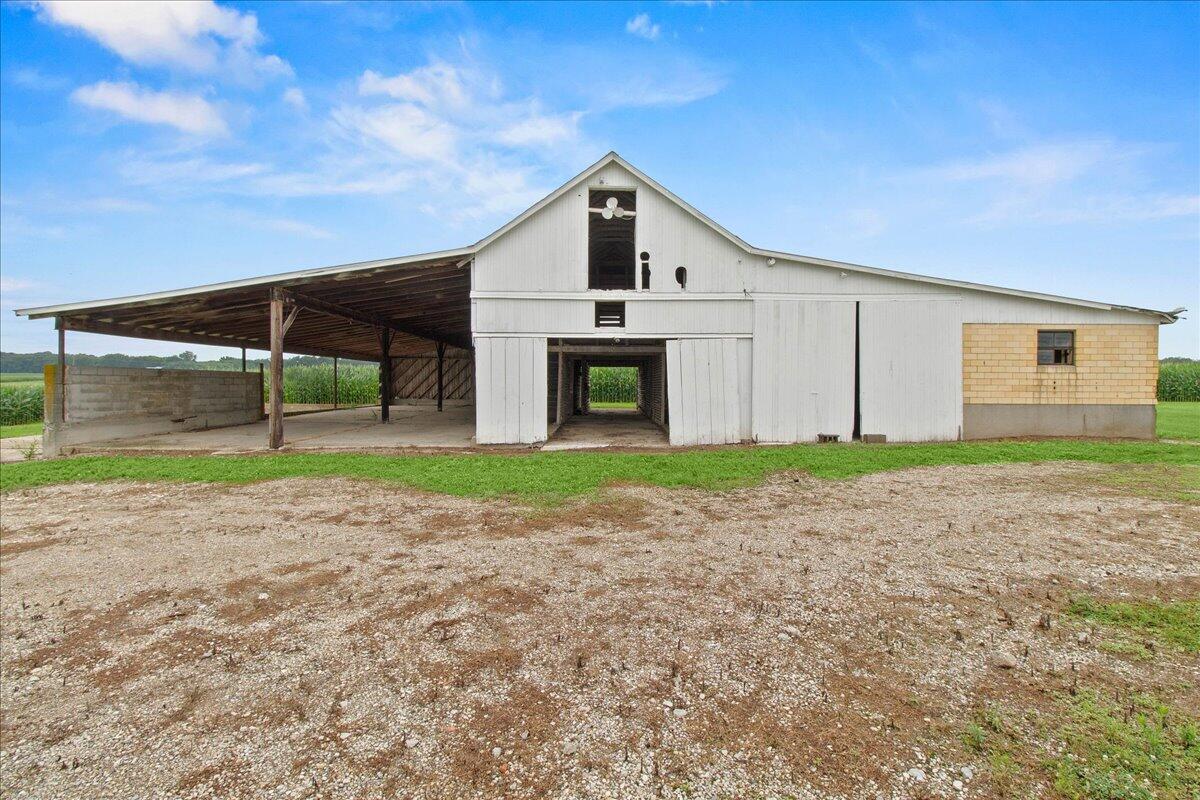 7650 Calland Road, West Liberty, Ohio 43357