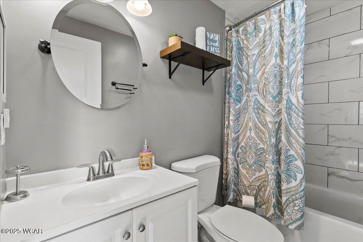 11580 Leoline Drive, Lakeview, Ohio