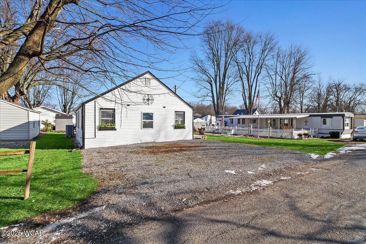 11580 Leoline Drive, Lakeview, Ohio