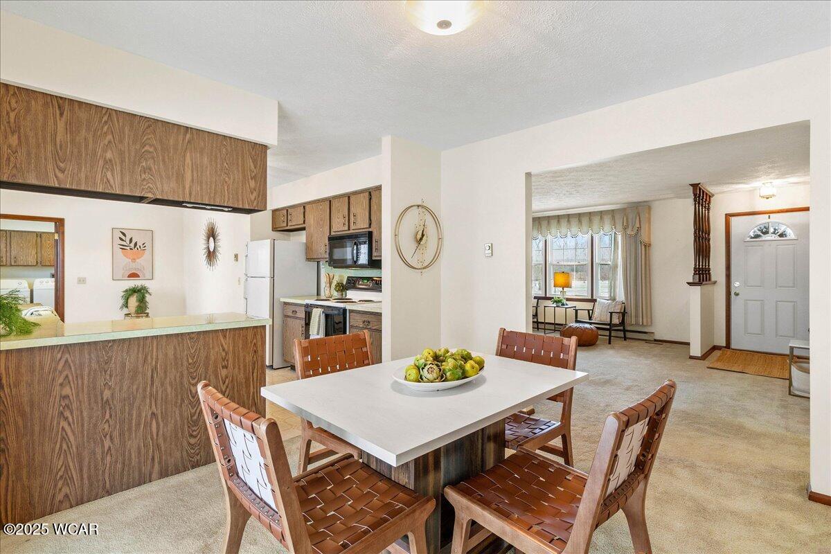 25376 Fairmount Road, Waynesfield, Ohio