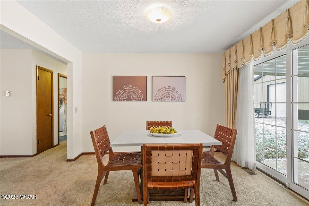 25376 Fairmount Road, Waynesfield, Ohio