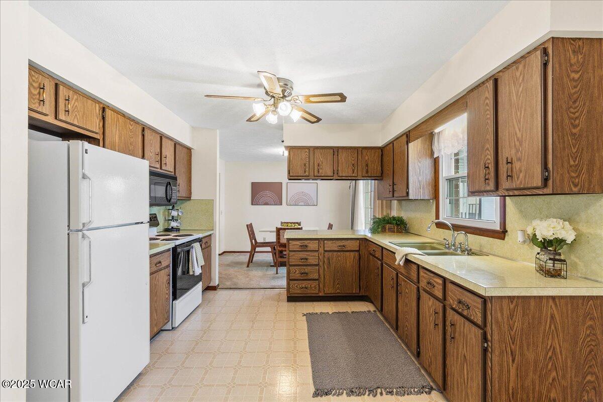 25376 Fairmount Road, Waynesfield, Ohio