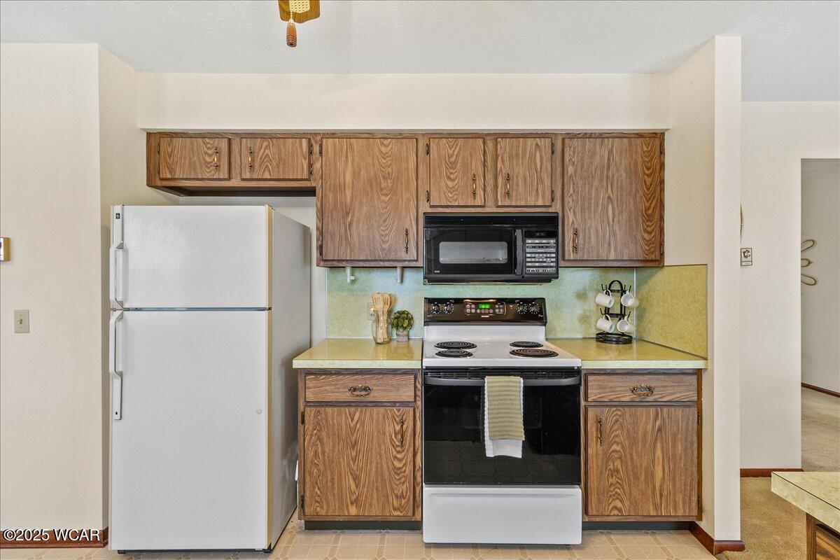 25376 Fairmount Road, Waynesfield, Ohio