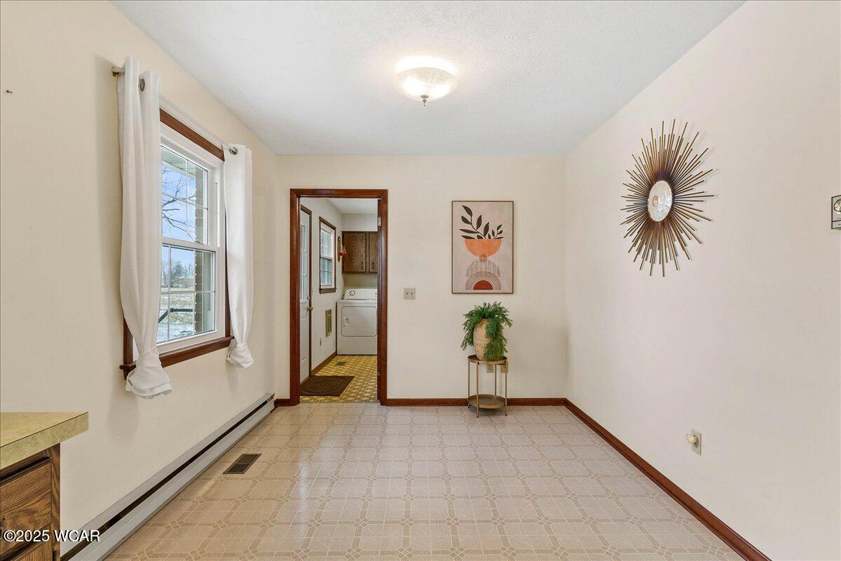 25376 Fairmount Road, Waynesfield, Ohio