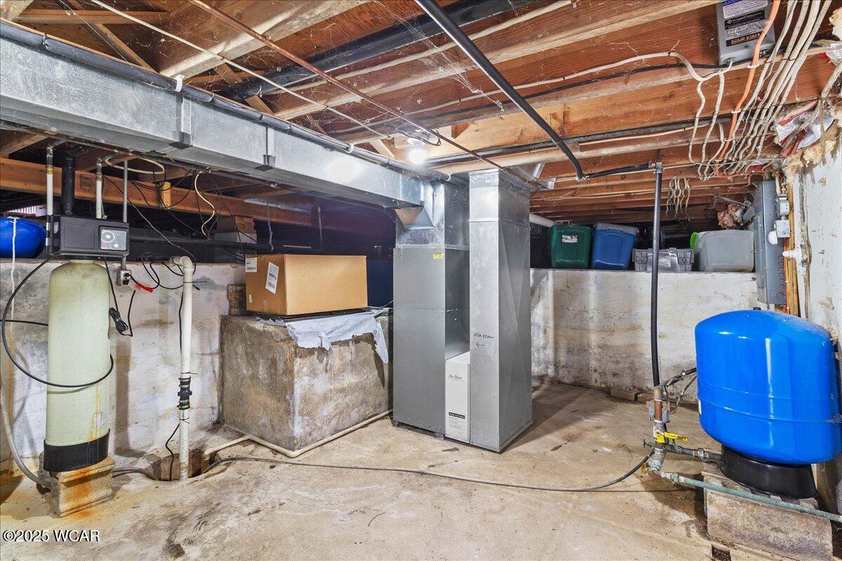 25376 Fairmount Road, Waynesfield, Ohio