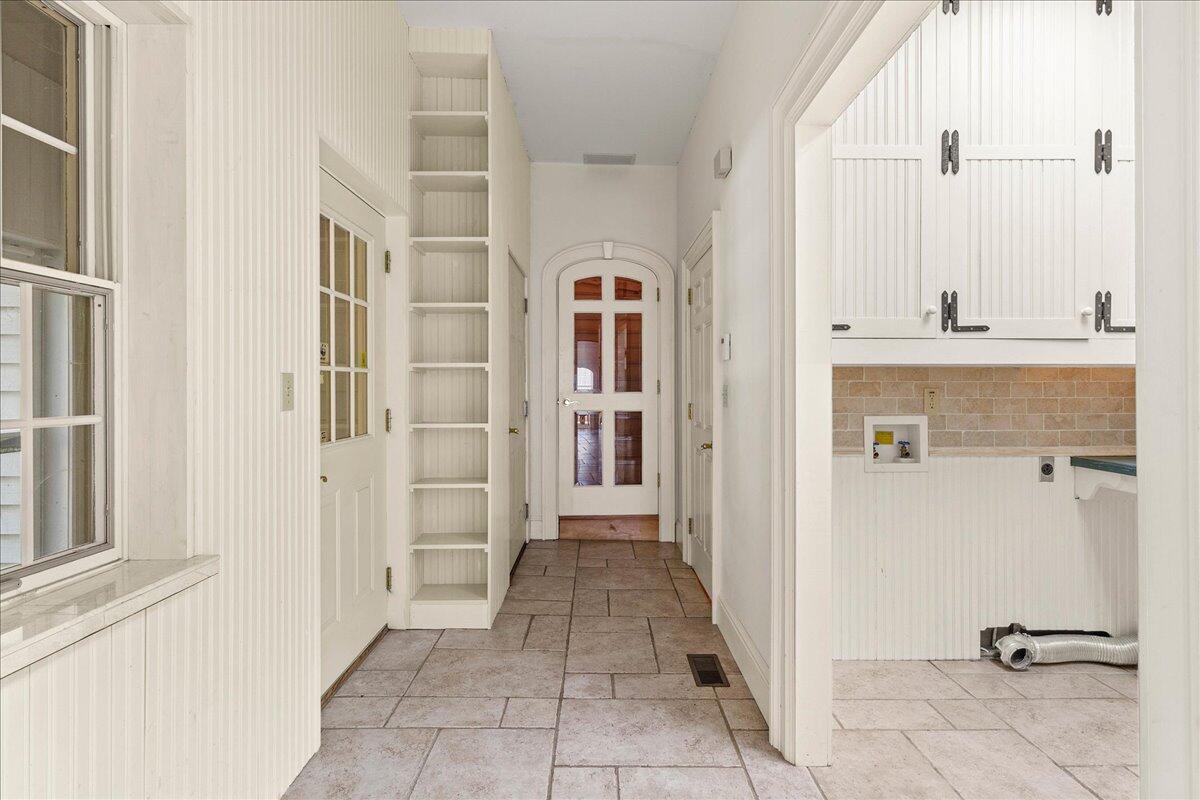 4560 Everett Road, Urbana, Ohio 43078