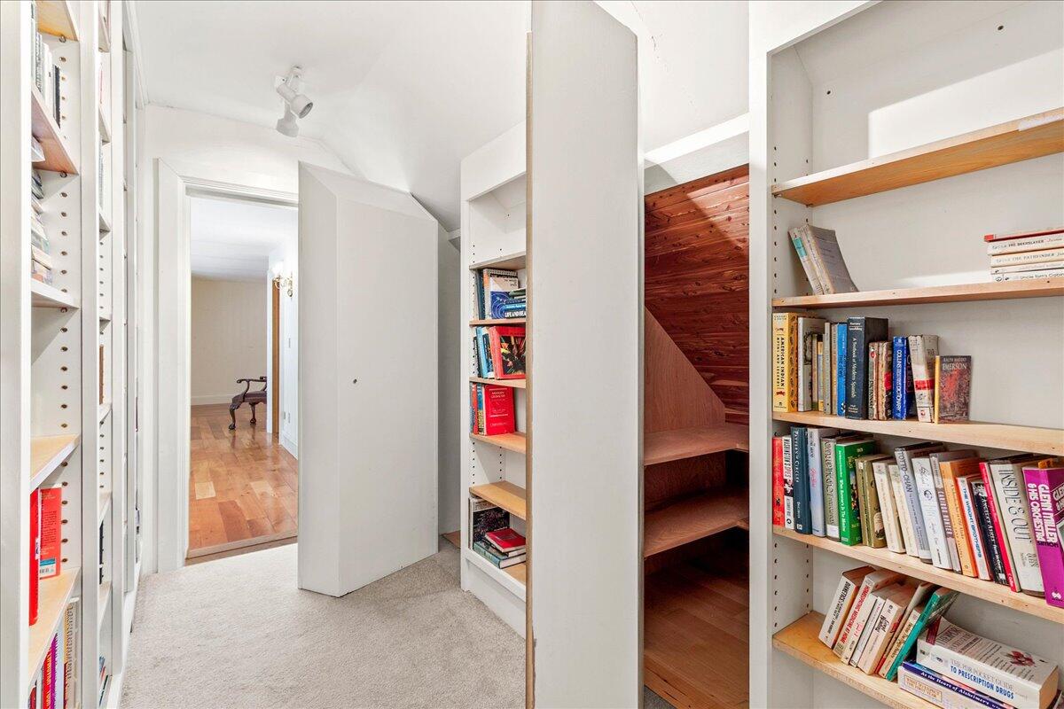 4560 Everett Road, Urbana, Ohio 43078