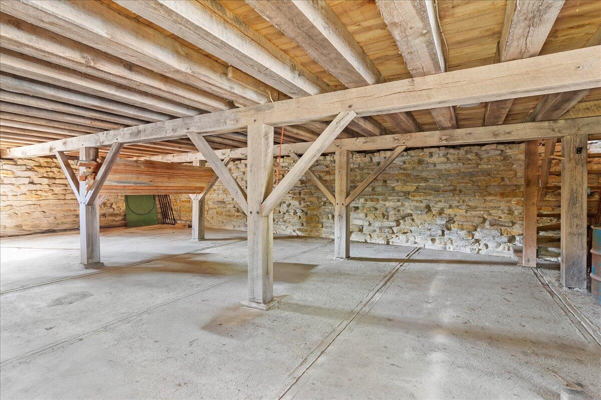 4560 Everett Road, Urbana, Ohio 43078