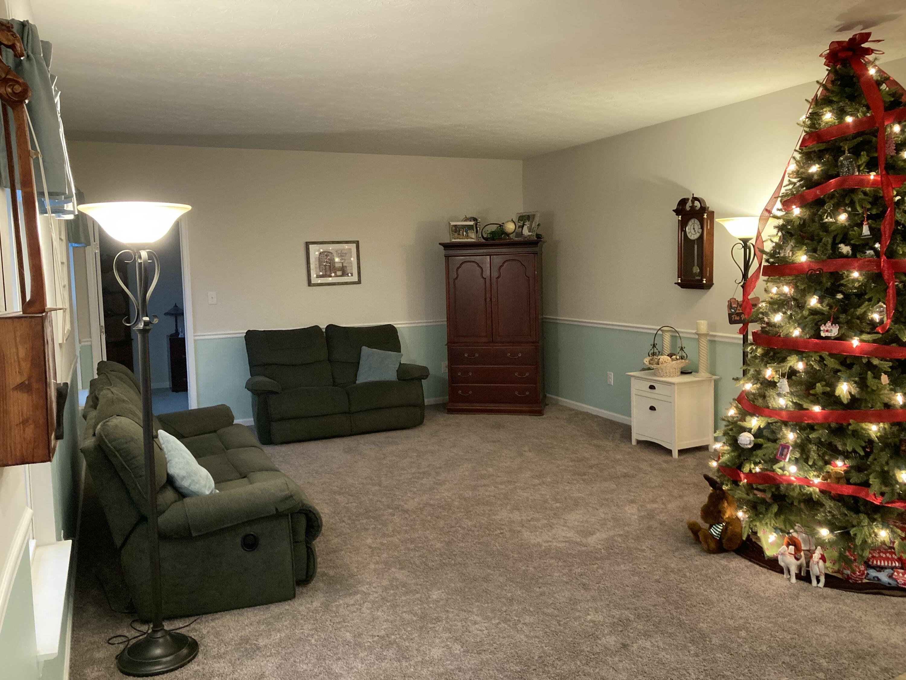 1144 Red Maple Drive, Troy, Ohio 45373