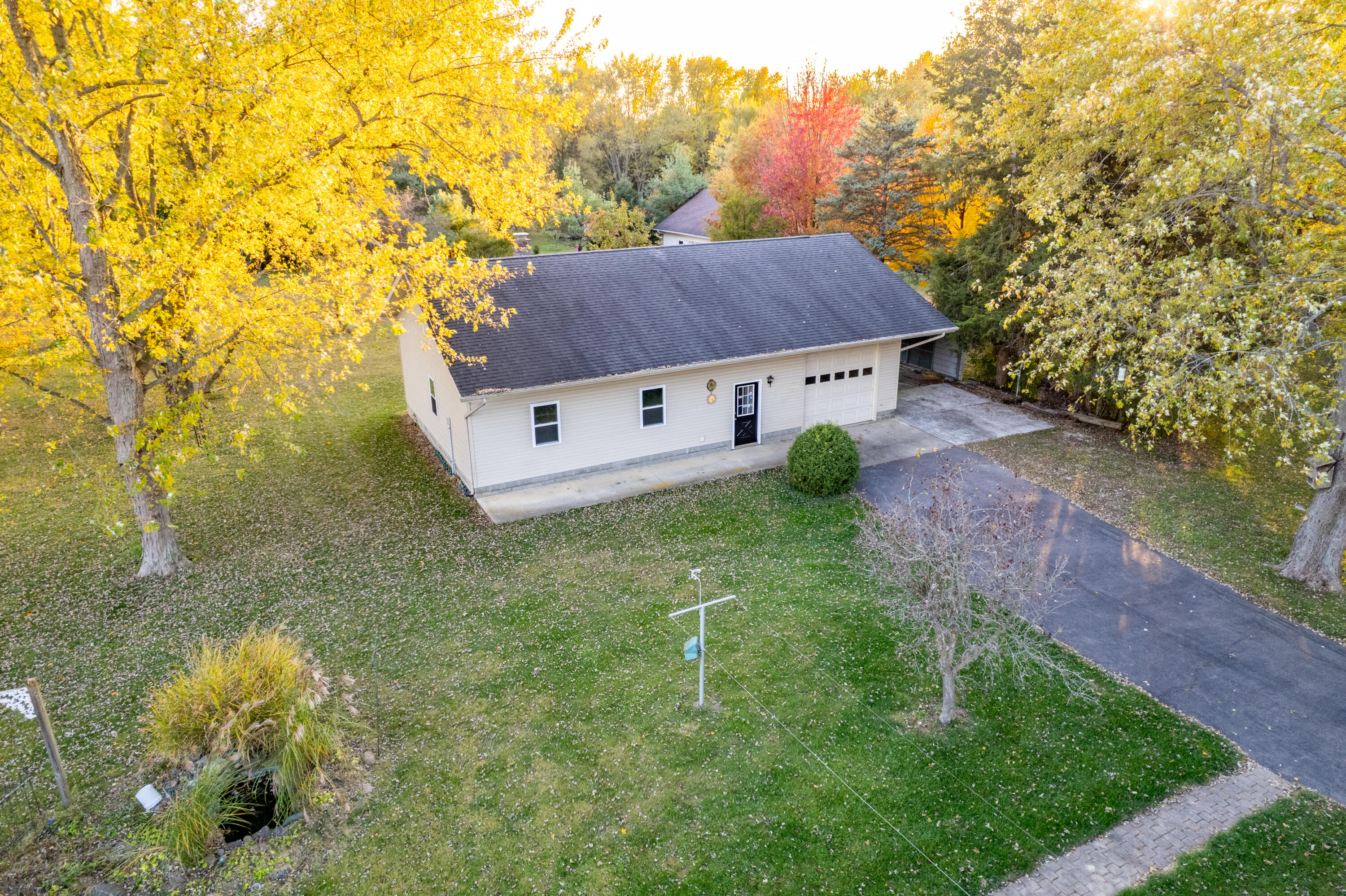 1301 Gearhart, Sidney, Ohio 45365