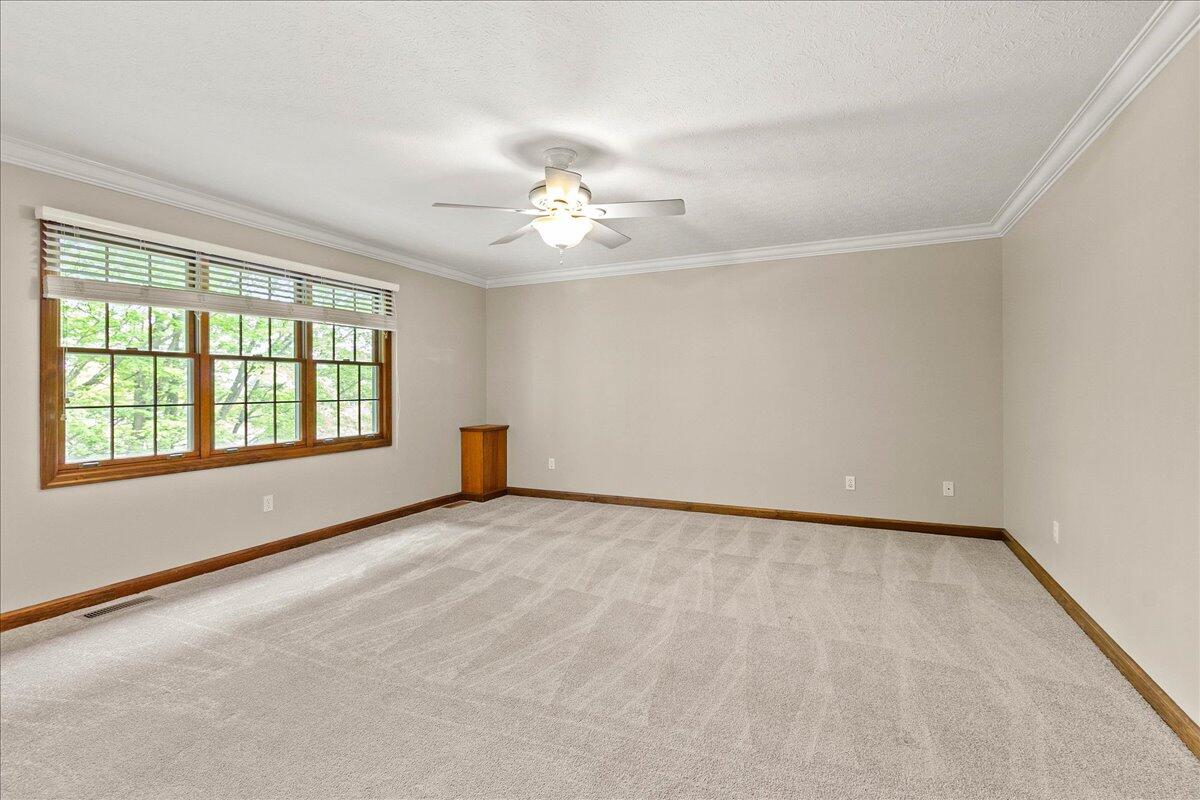 1312 Glenview Circle, Bellefontaine, Ohio 43311