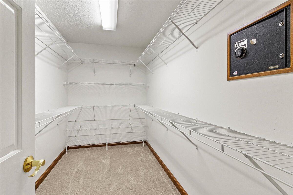 1312 Glenview Circle, Bellefontaine, Ohio 43311