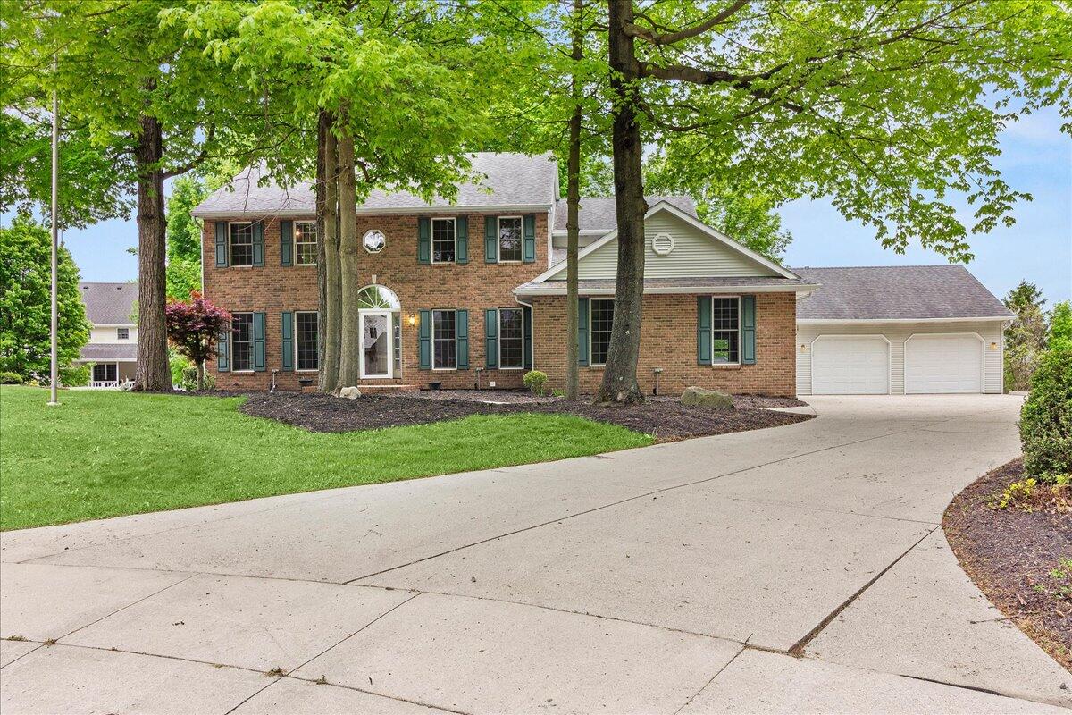 1312 Glenview Circle, Bellefontaine, Ohio 43311