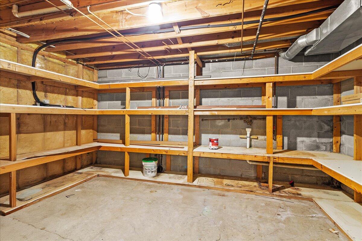 1312 Glenview Circle, Bellefontaine, Ohio 43311