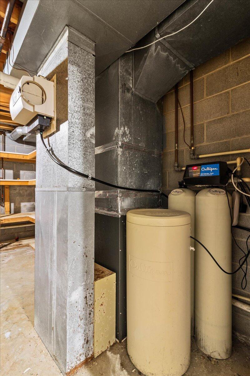 1312 Glenview Circle, Bellefontaine, Ohio 43311