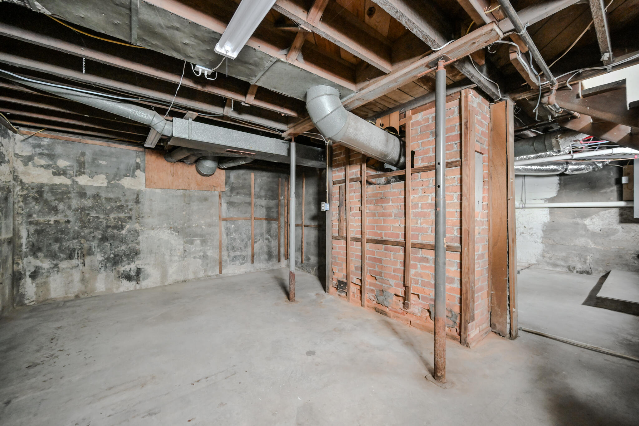 606 Walnut Street, Urbana, Ohio 43078