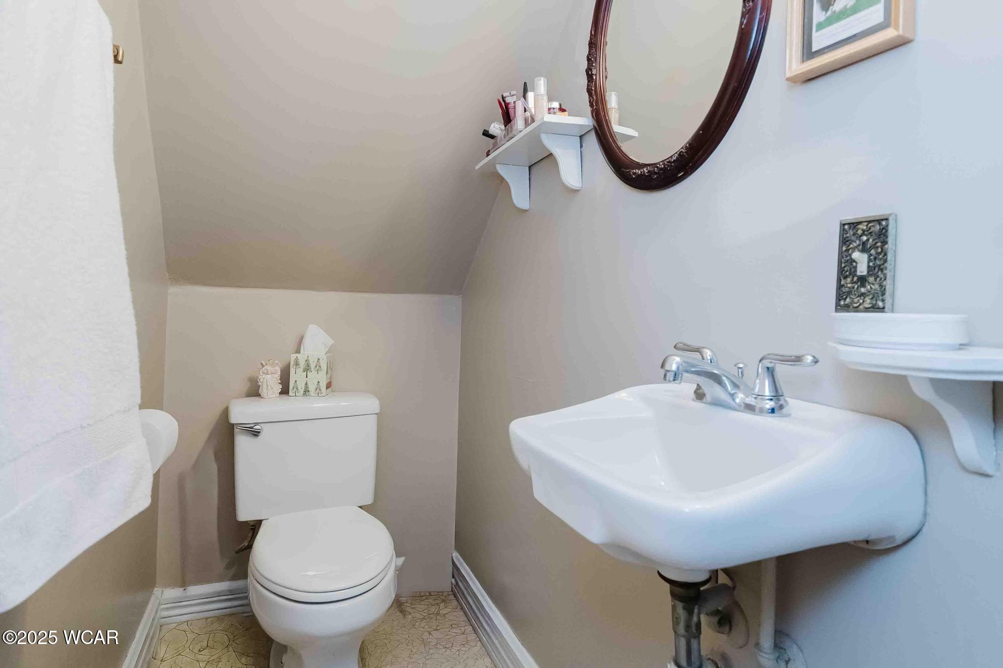 409 Main Street, Bluffton, Ohio