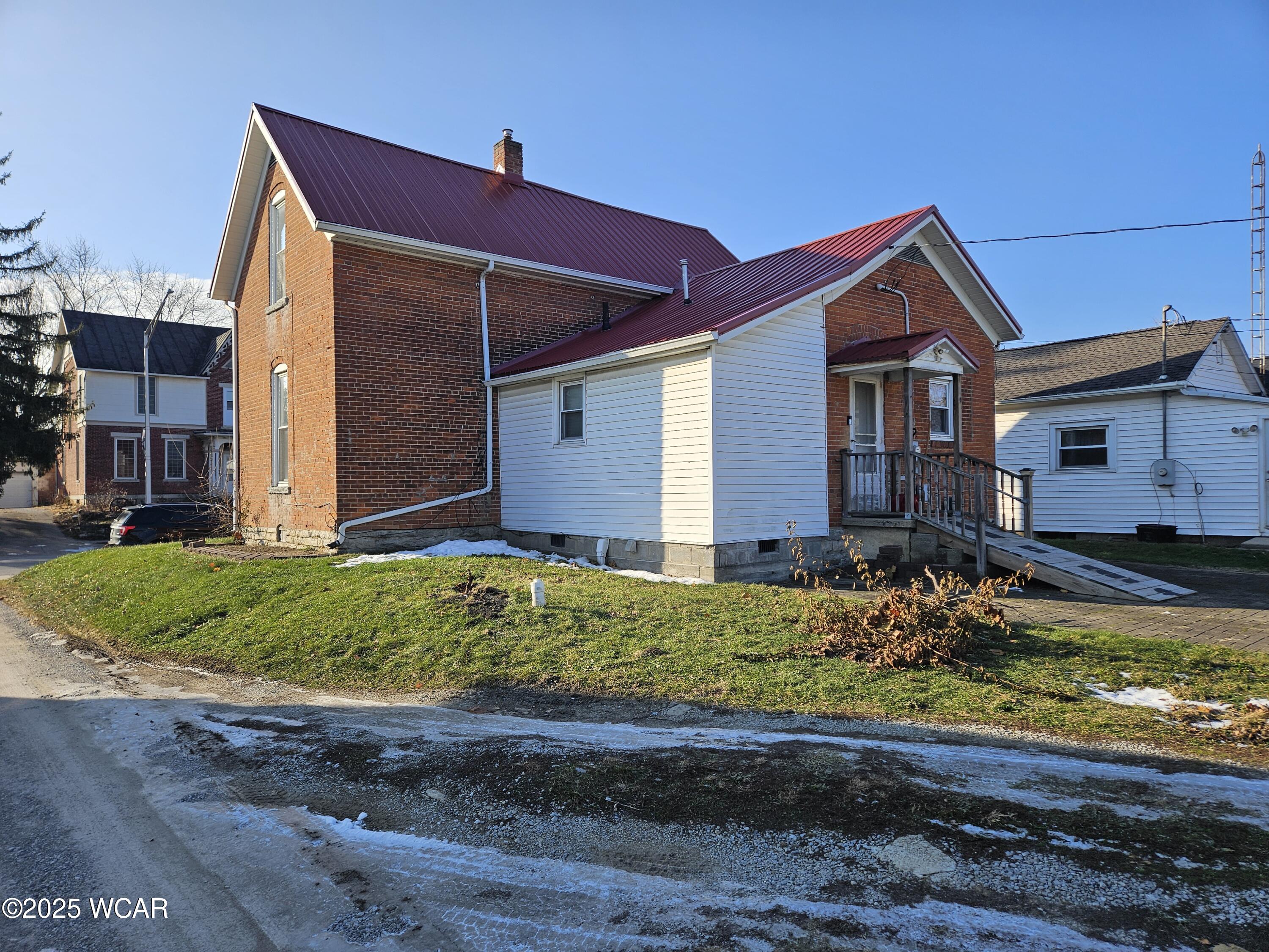 206 Benton Street, Wapakoneta, Ohio