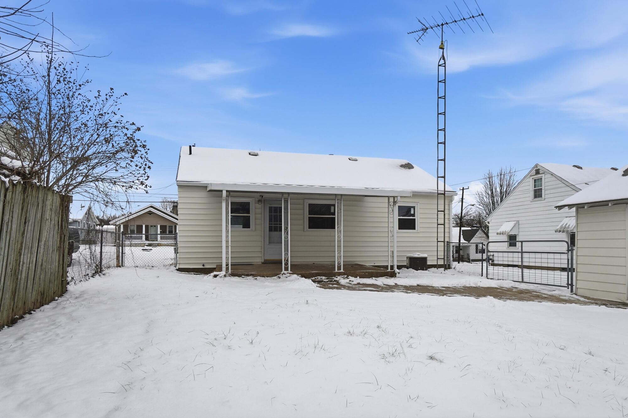 1014 Beacon Street, Springfield, Ohio 45505