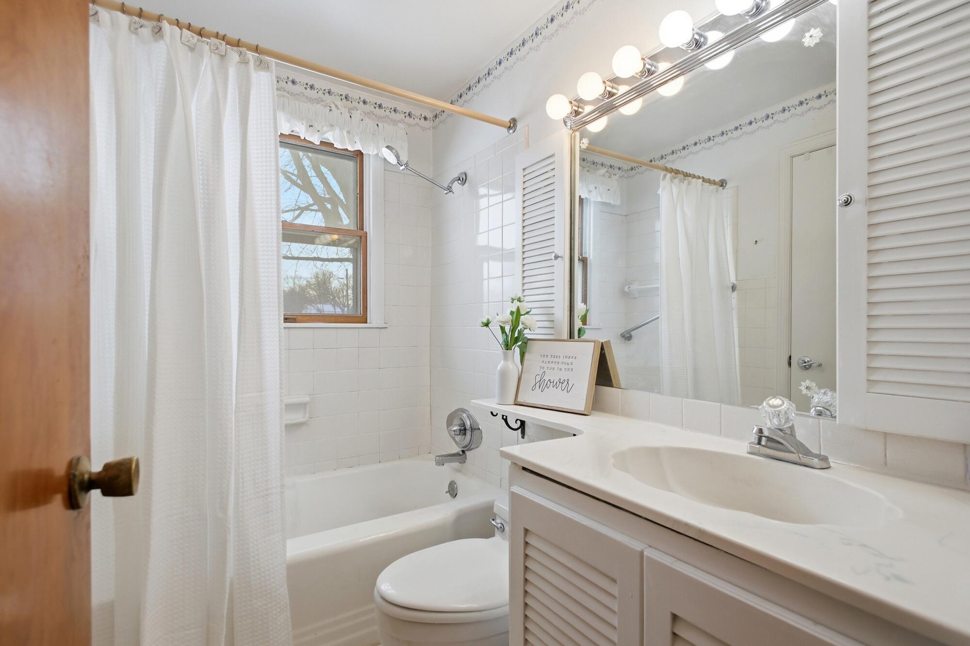 2661 Broadview Drive, Springfield, Ohio 45505