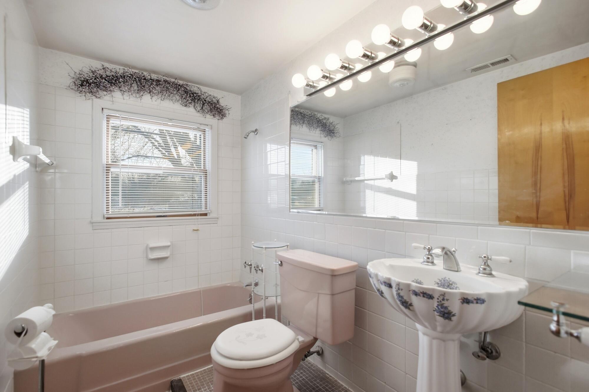 2661 Broadview Drive, Springfield, Ohio 45505