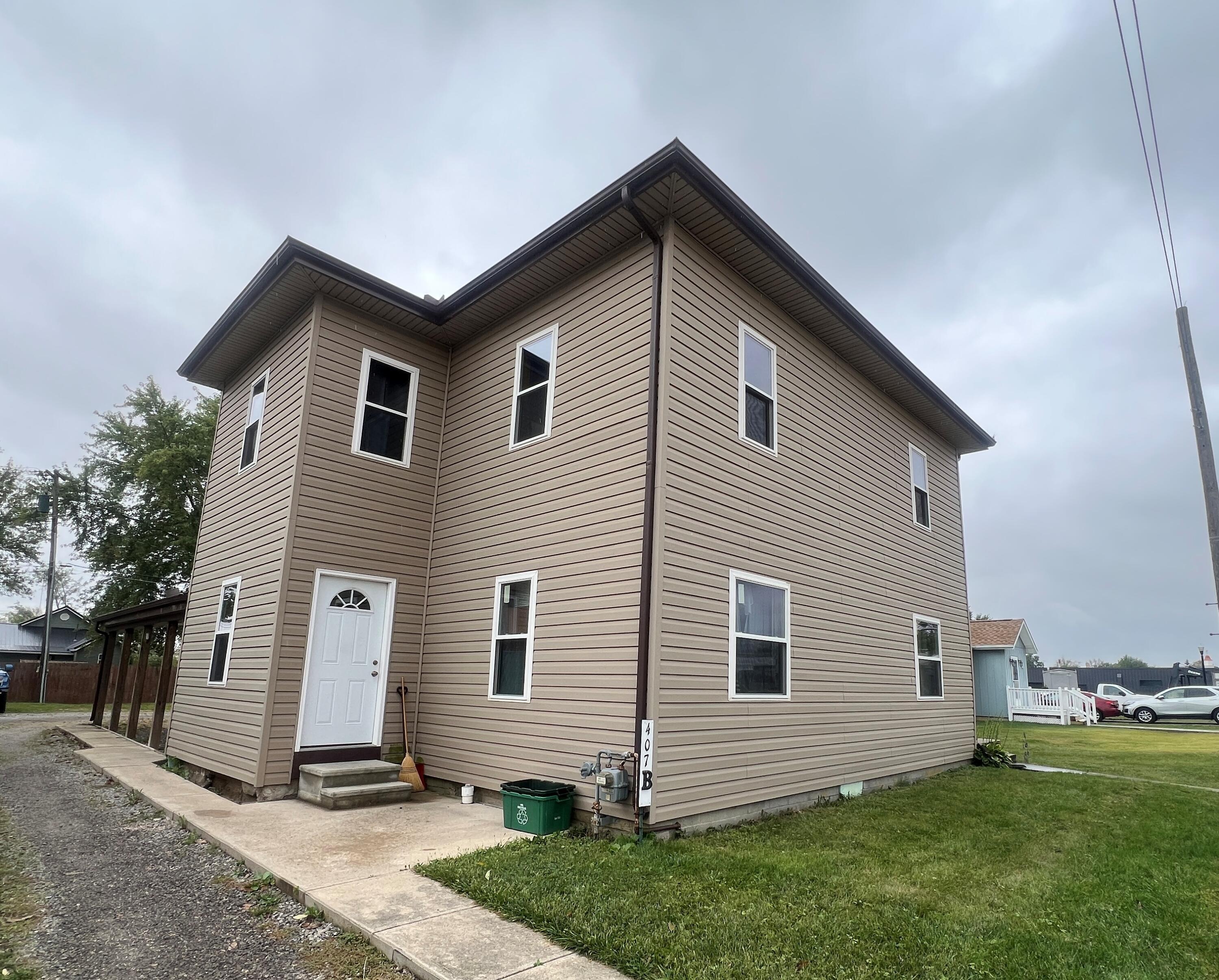 407 Pike Street, Jackson Center, Ohio 45334