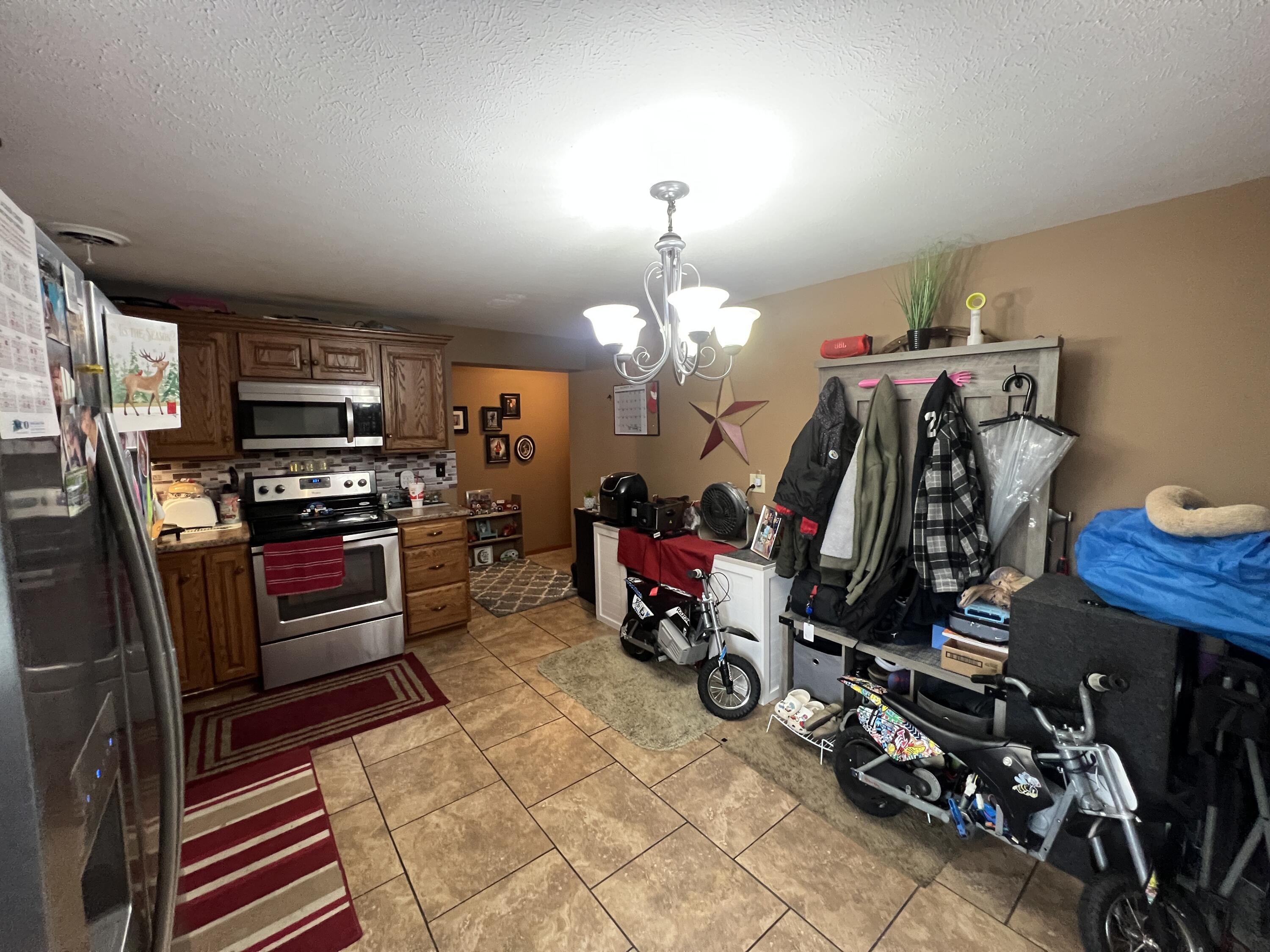 407 Pike Street, Jackson Center, Ohio 45334