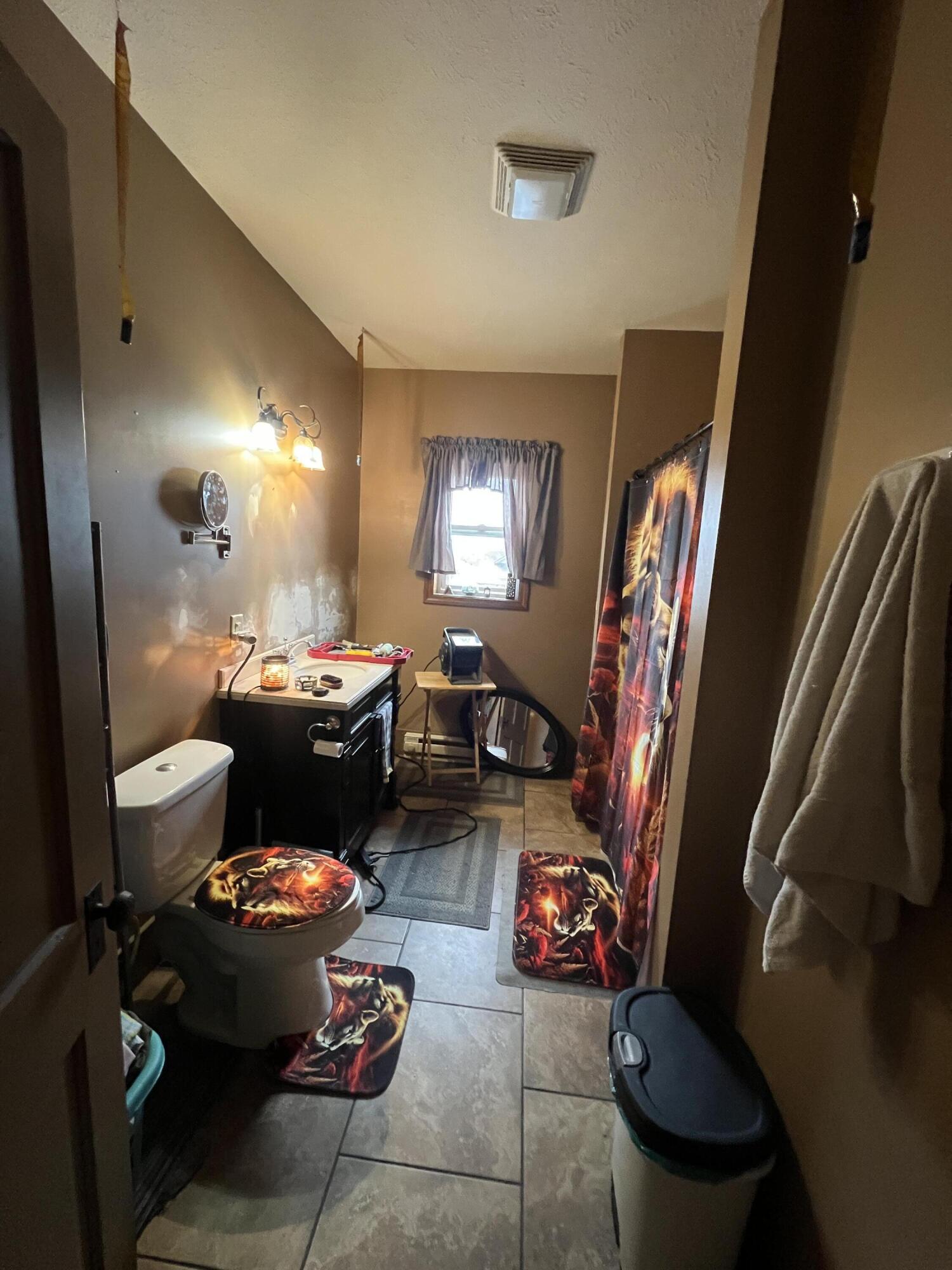 407 Pike Street, Jackson Center, Ohio 45334