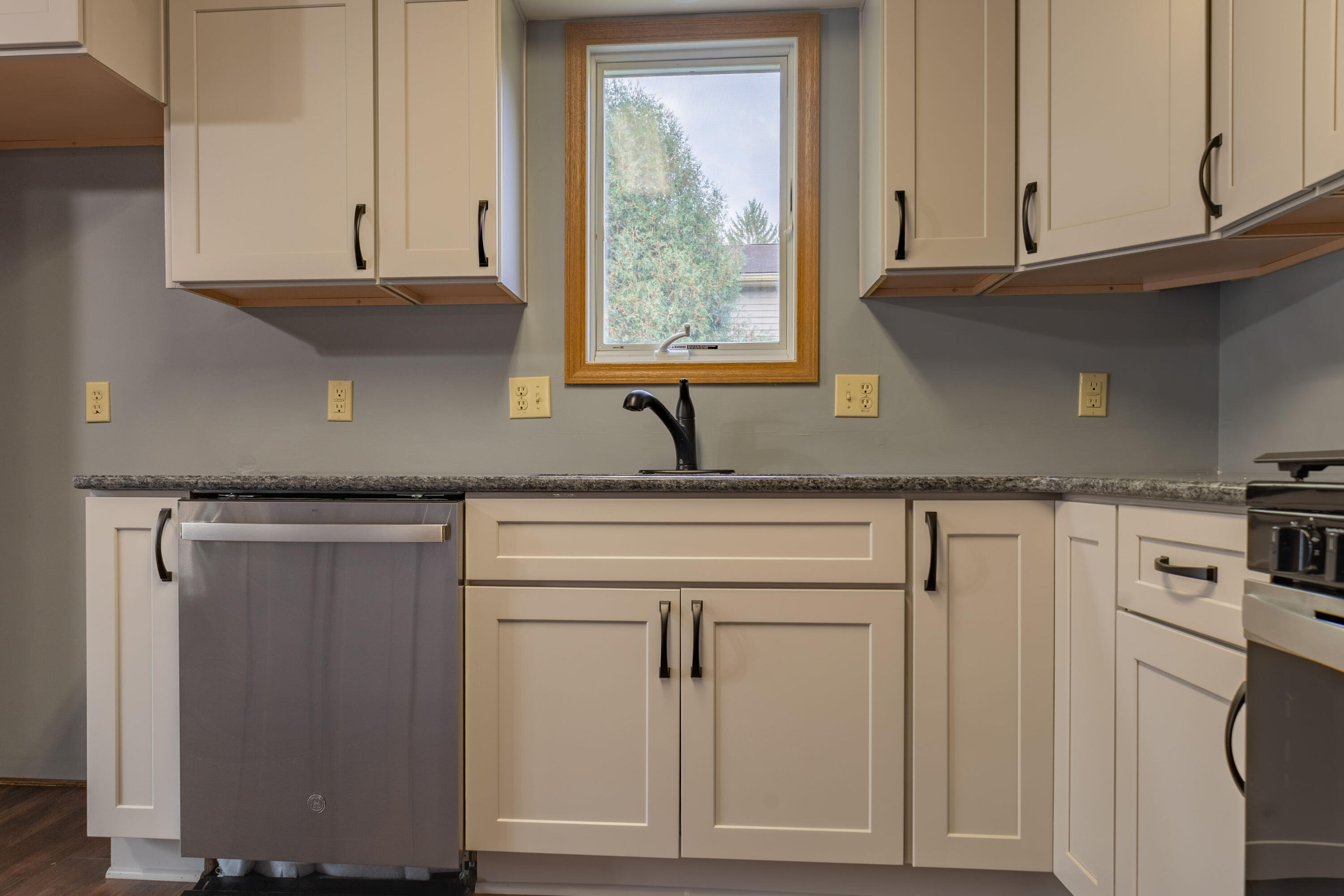 15858 Hickory Avenue, Belle Center, Ohio 43310