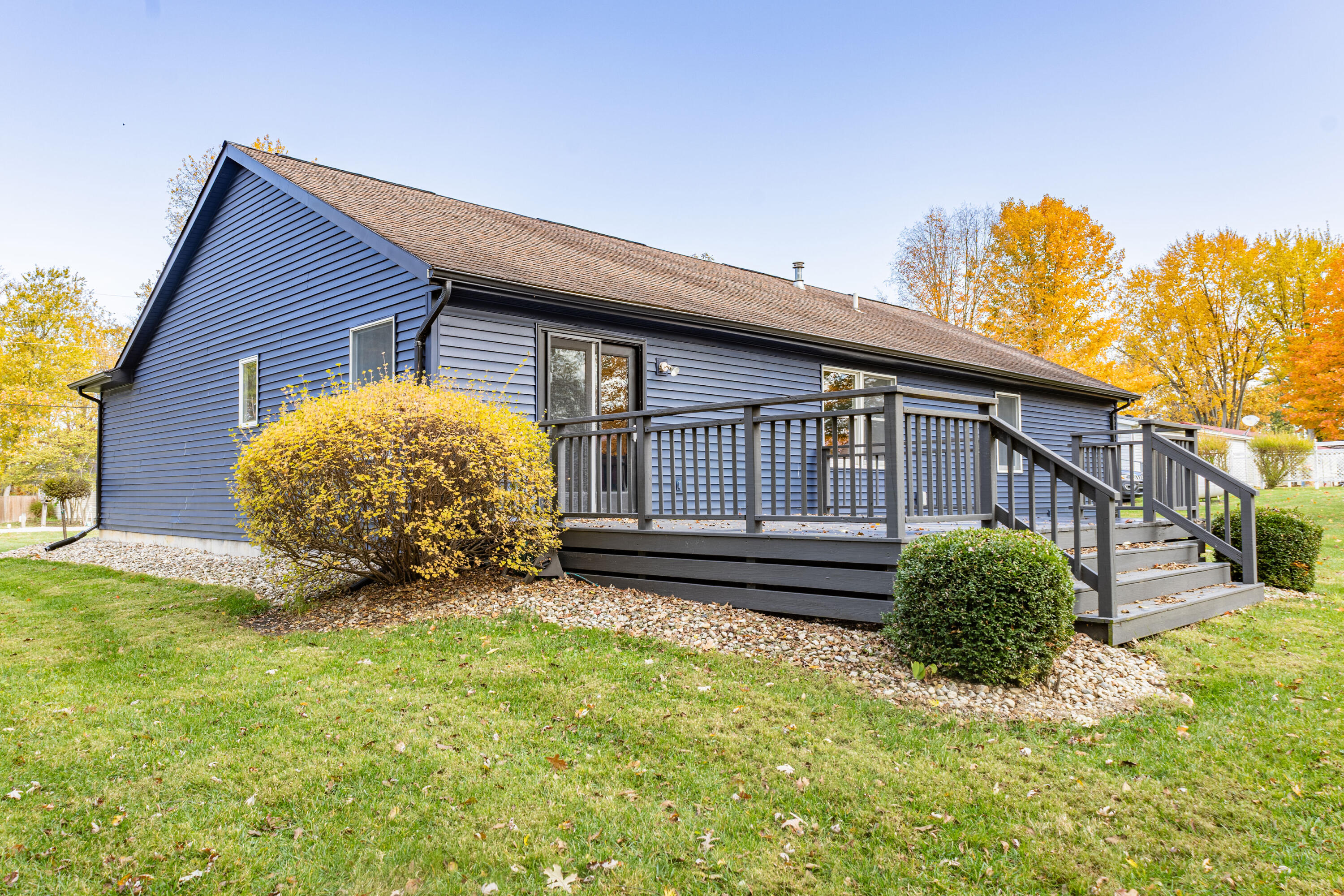 15858 Hickory Avenue, Belle Center, Ohio 43310