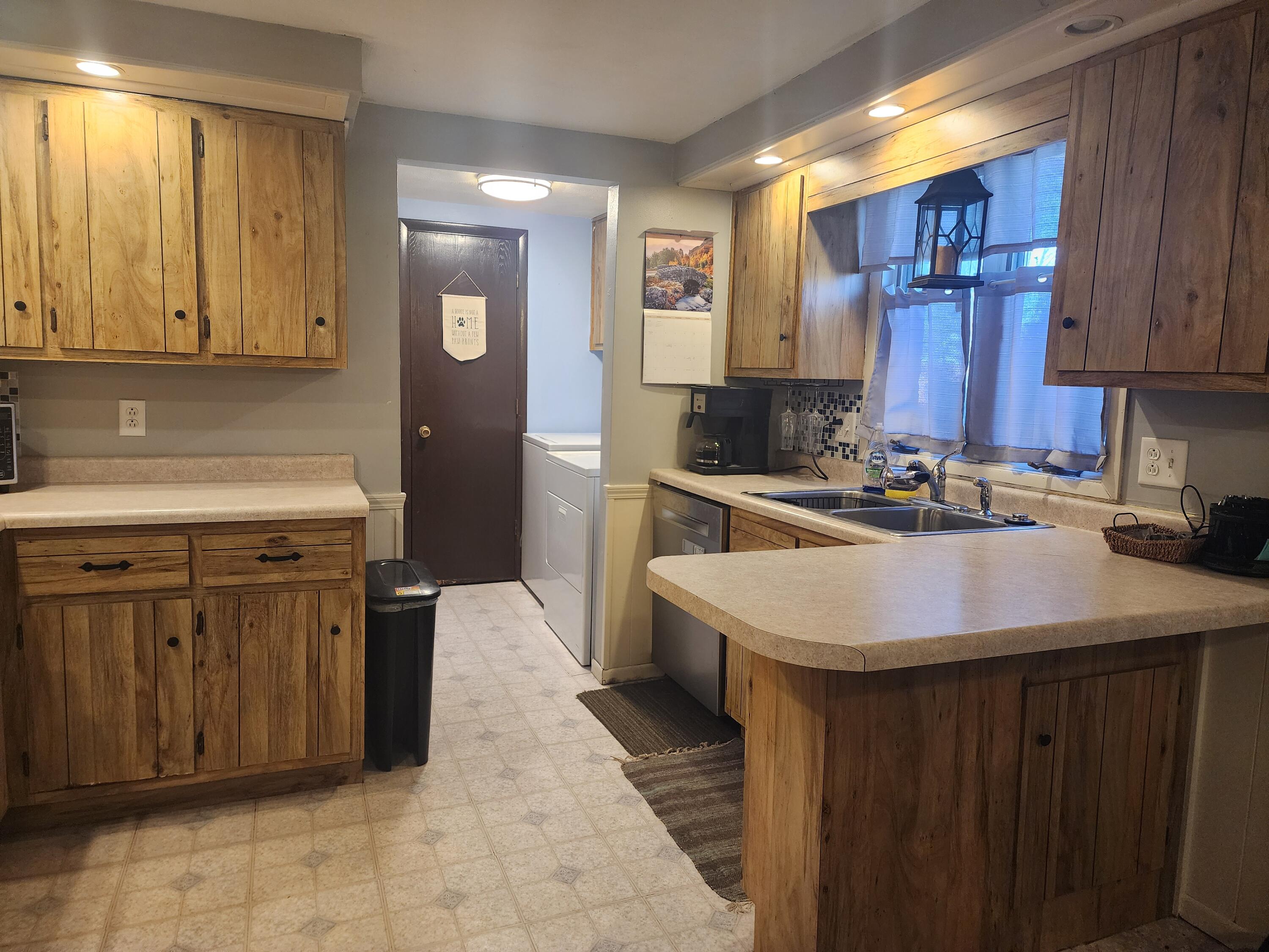 924 Poppy Drive, Wapakoneta, Ohio 45895