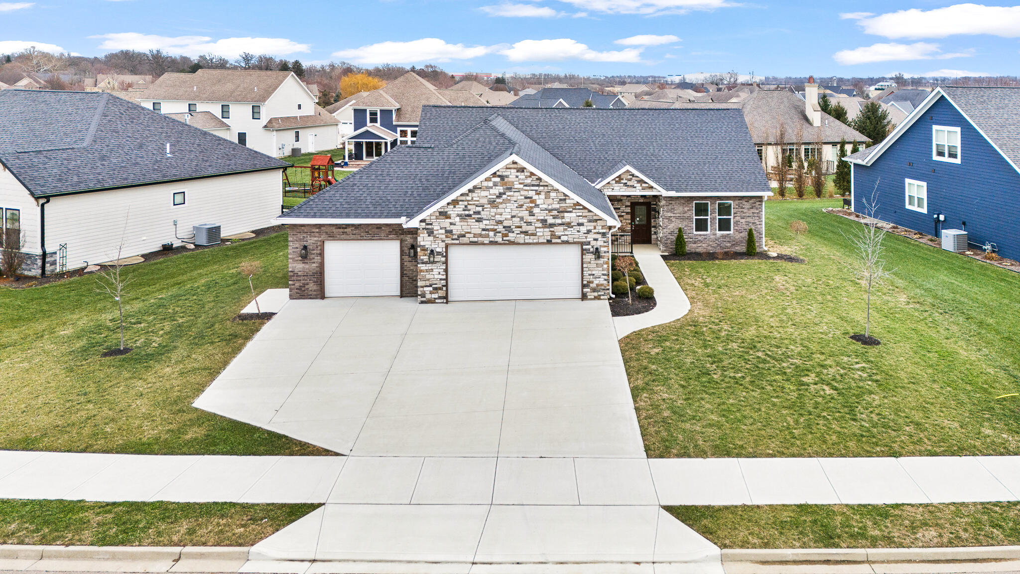 1050 Rosenthal Drive, Troy, Ohio 45373