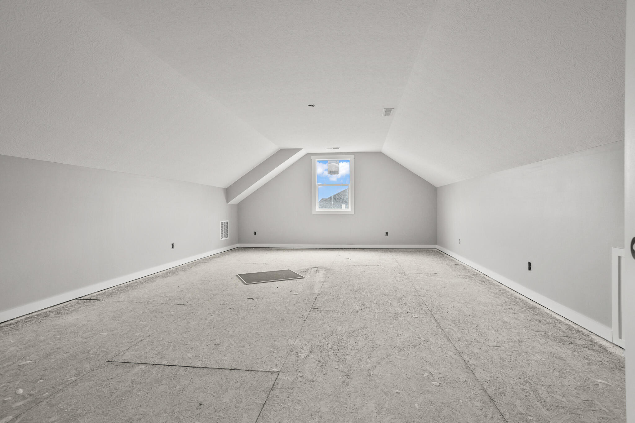 1050 Rosenthal Drive, Troy, Ohio 45373