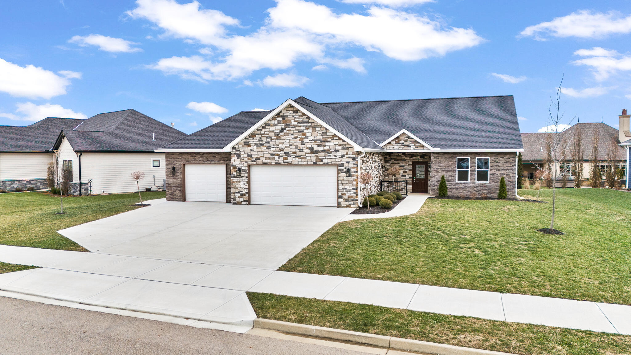 1050 Rosenthal Drive, Troy, Ohio 45373