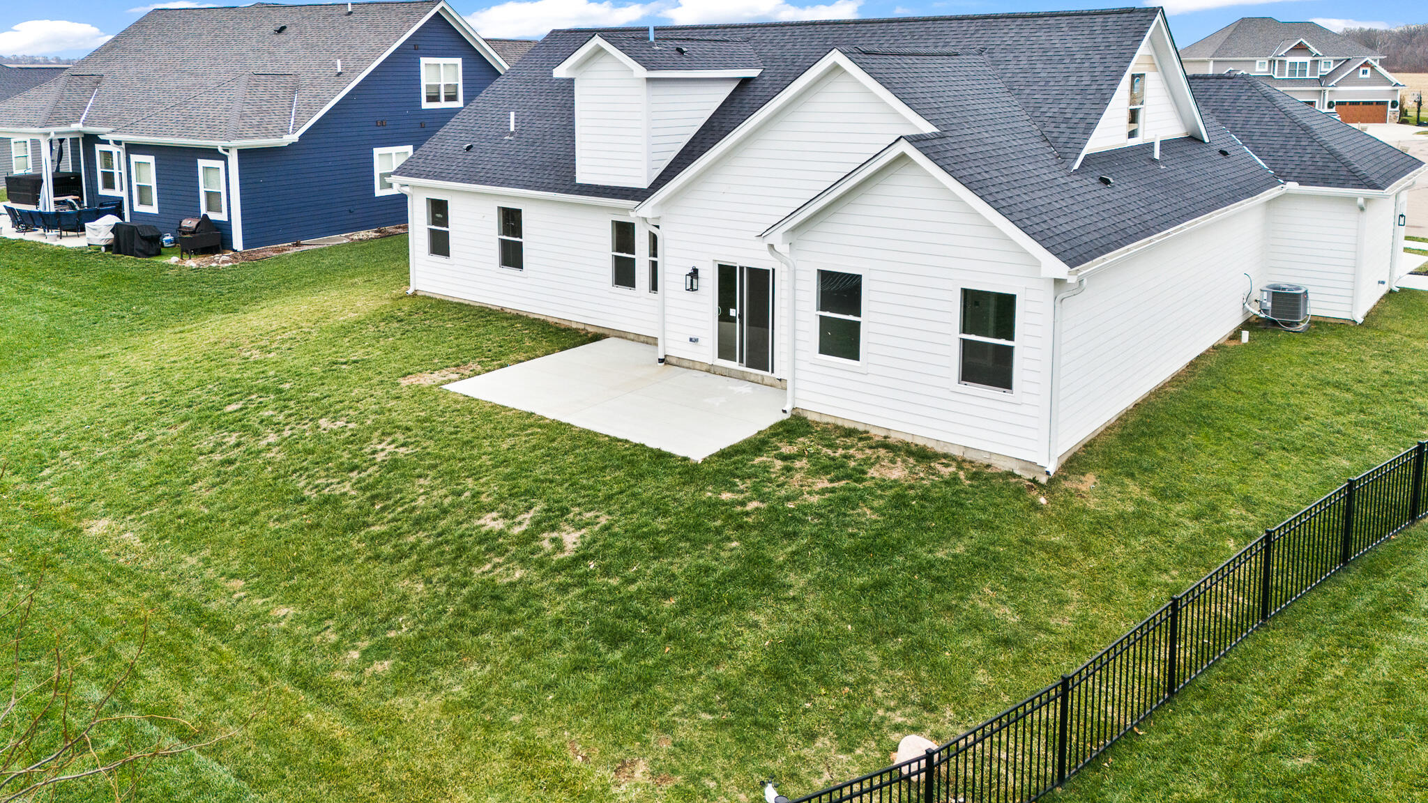 1050 Rosenthal Drive, Troy, Ohio 45373