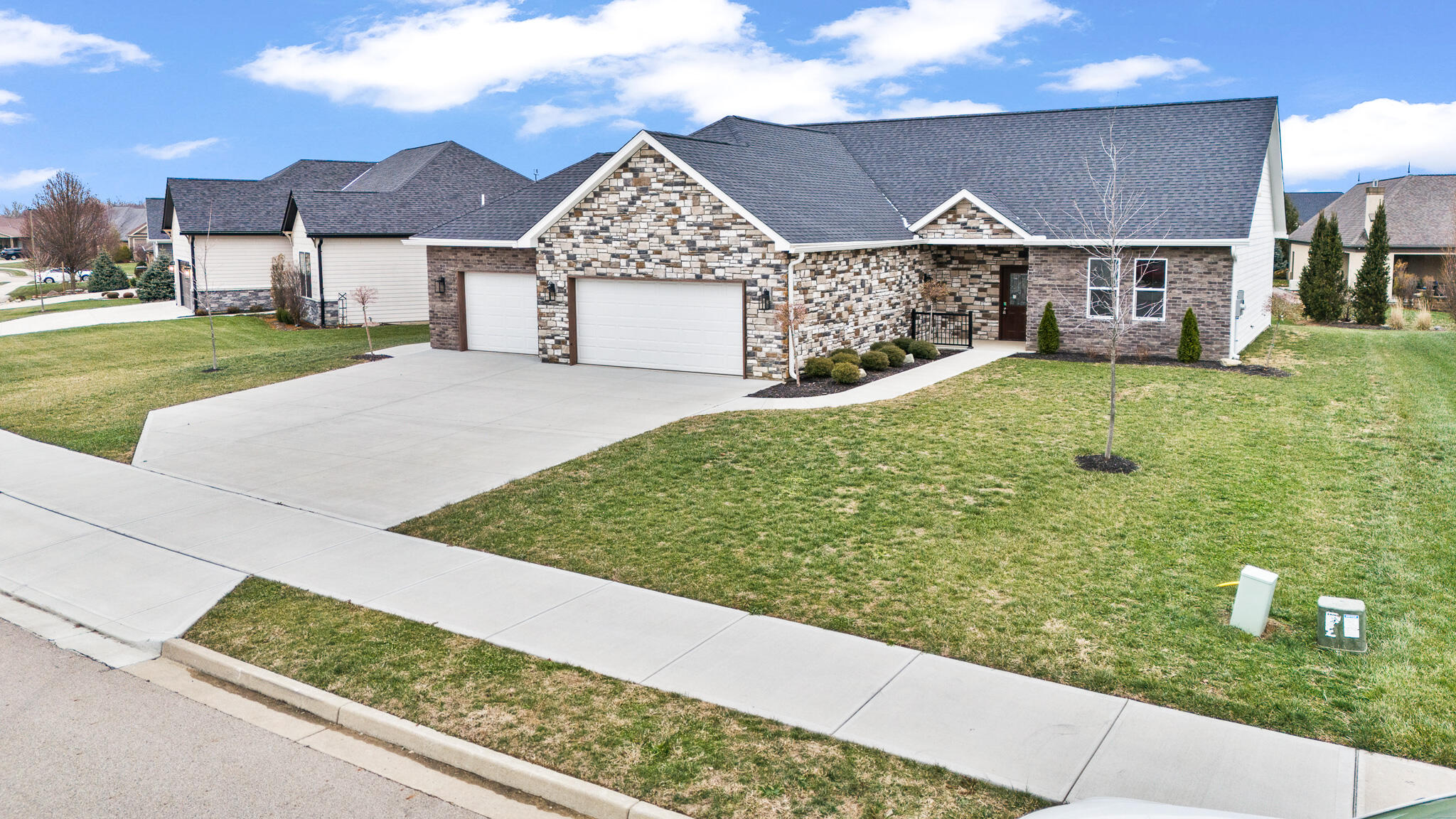 1050 Rosenthal Drive, Troy, Ohio 45373