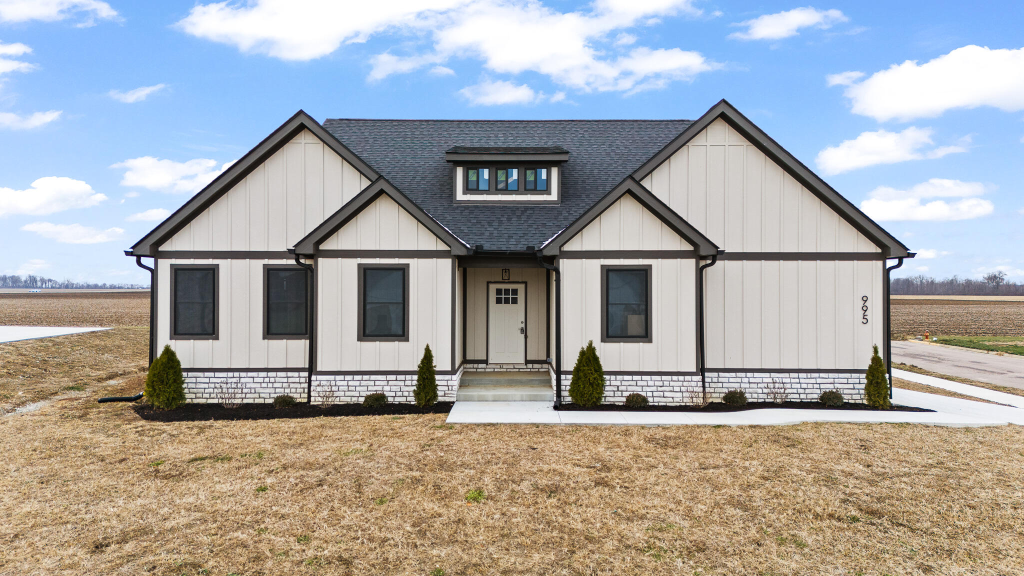 995 Rosenthal Drive, Tipp City, Ohio 45371