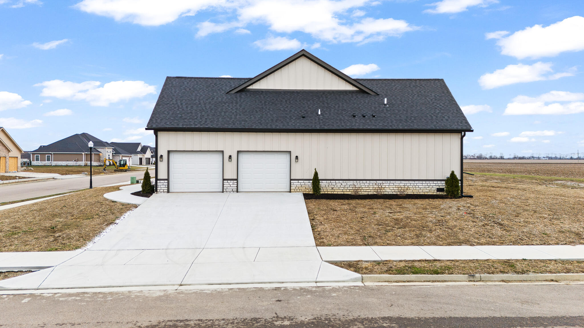 995 Rosenthal Drive, Tipp City, Ohio 45371