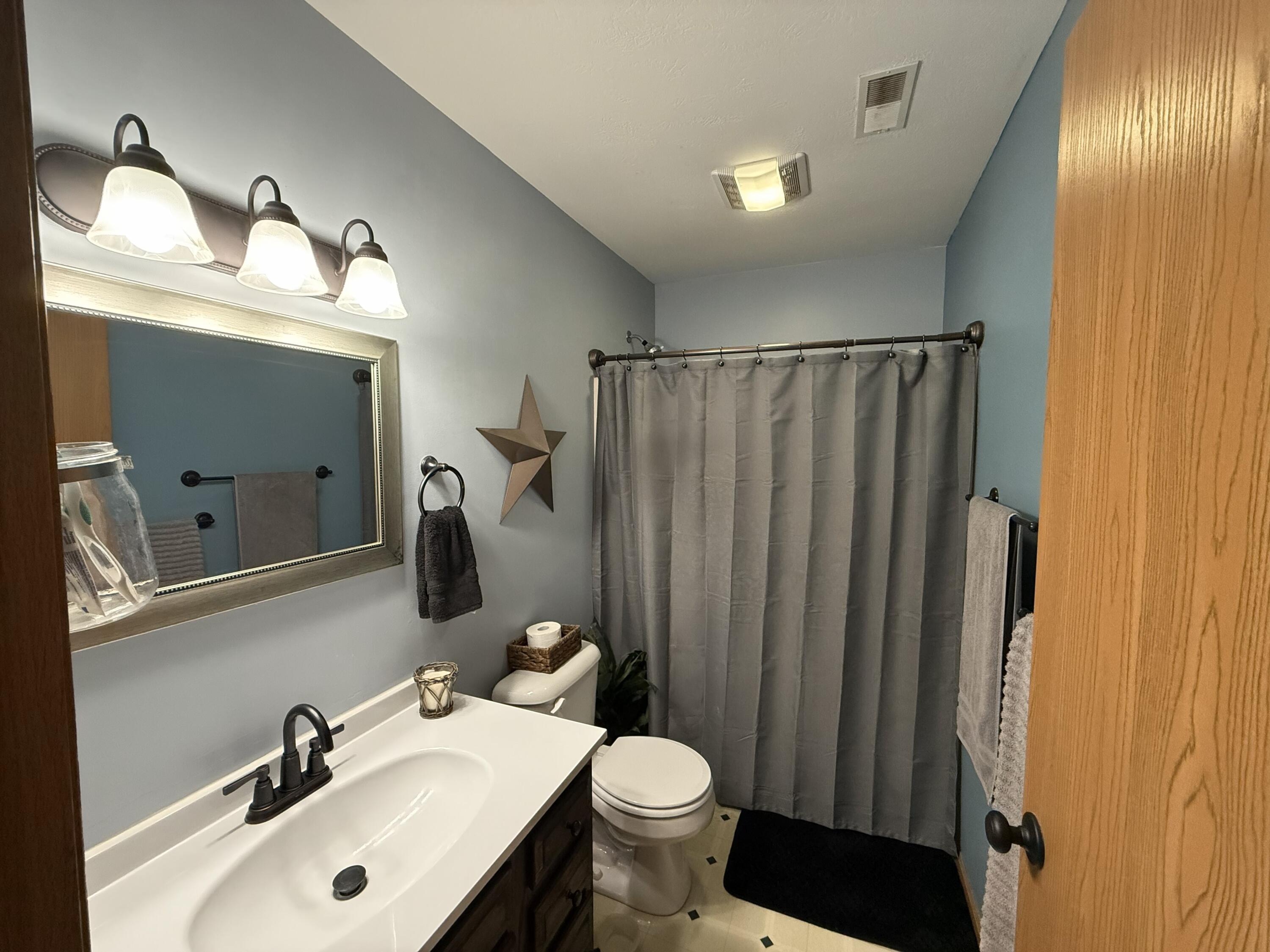 203 Oakcrest Court, Russells Point, Ohio 43348