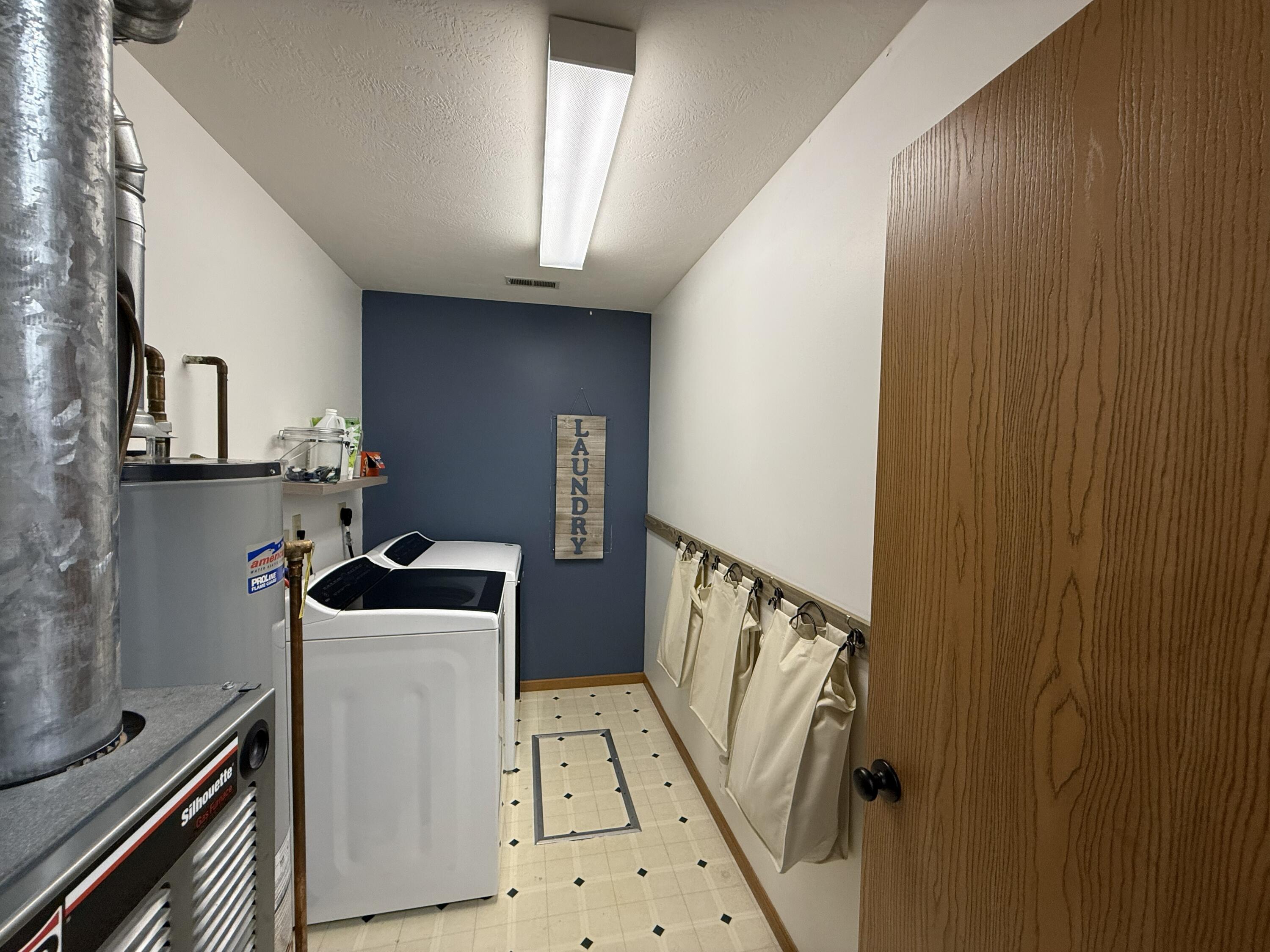 203 Oakcrest Court, Russells Point, Ohio 43348