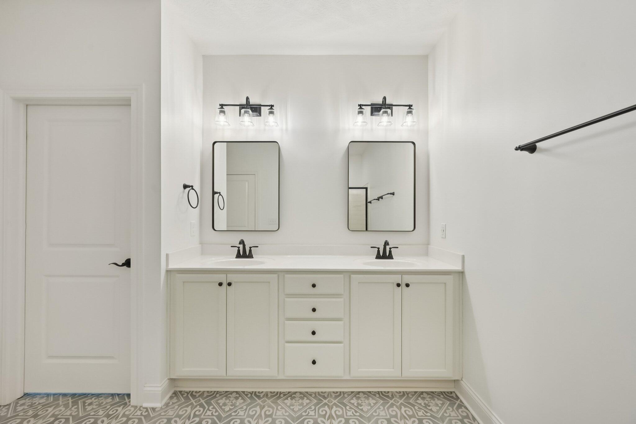 4854 Piedmont Drive, Hilliard, Ohio 43026