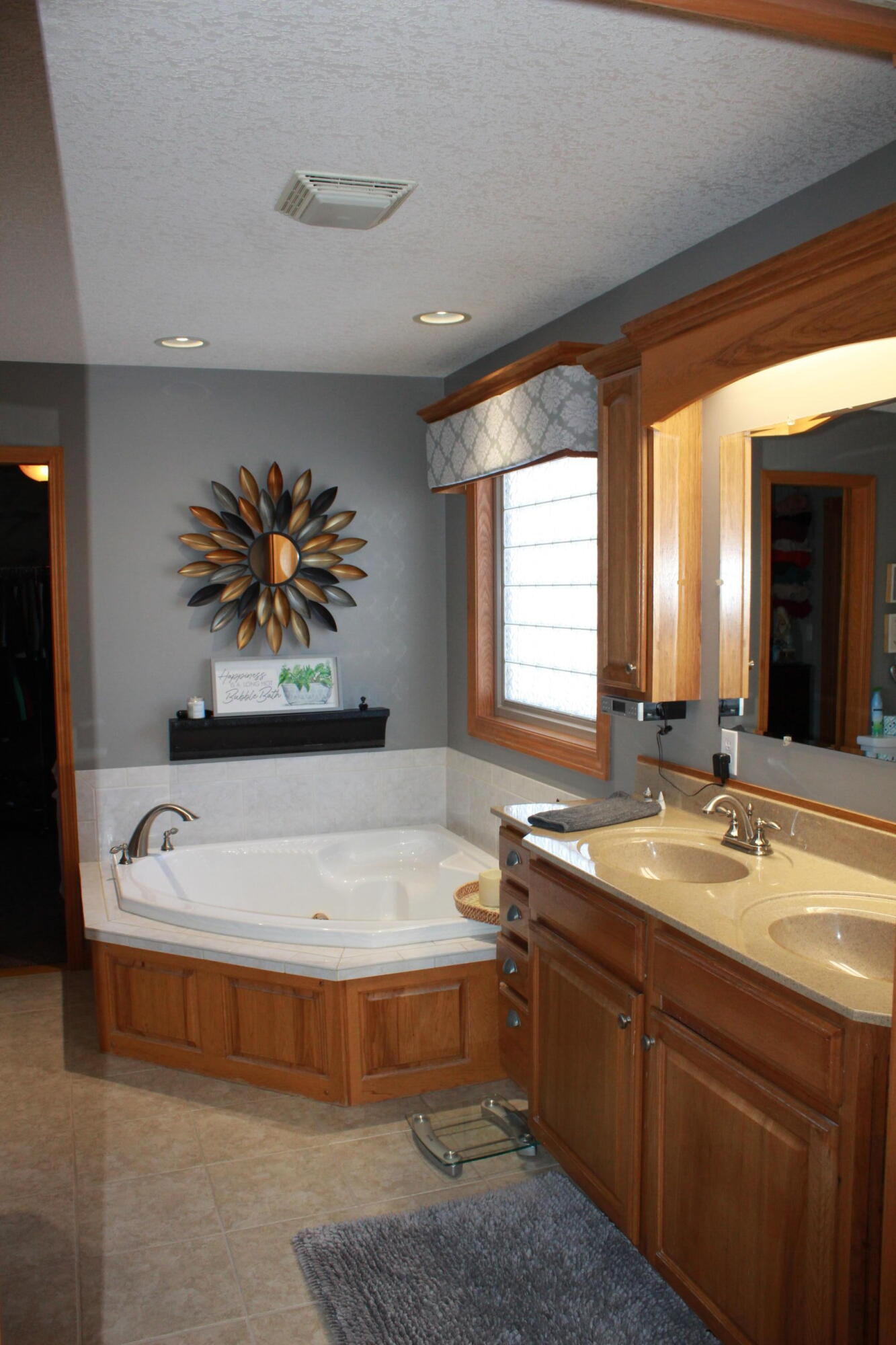 5180 Lake Court, Celina, Ohio 45822