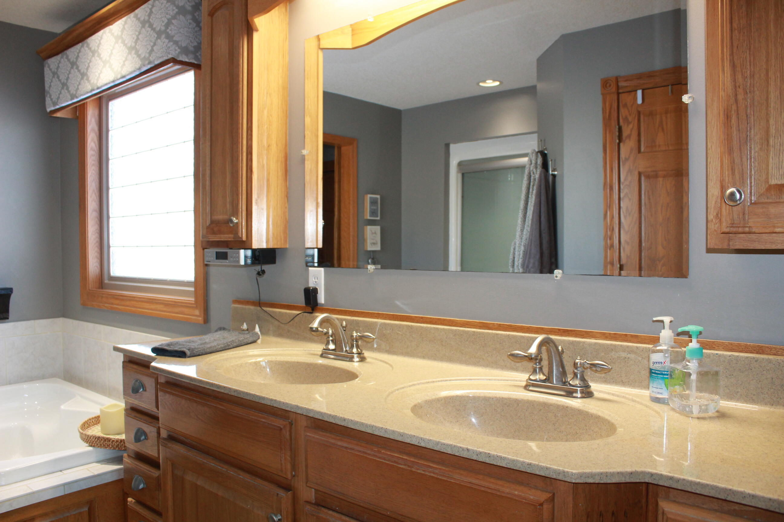 5180 Lake Court, Celina, Ohio 45822