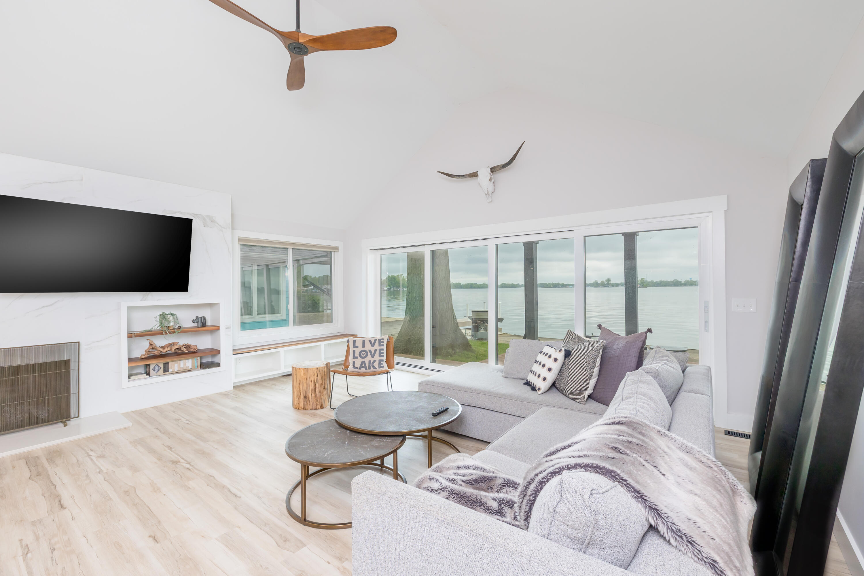 7925 Hickory Avenue, Russells Point, Ohio 43348