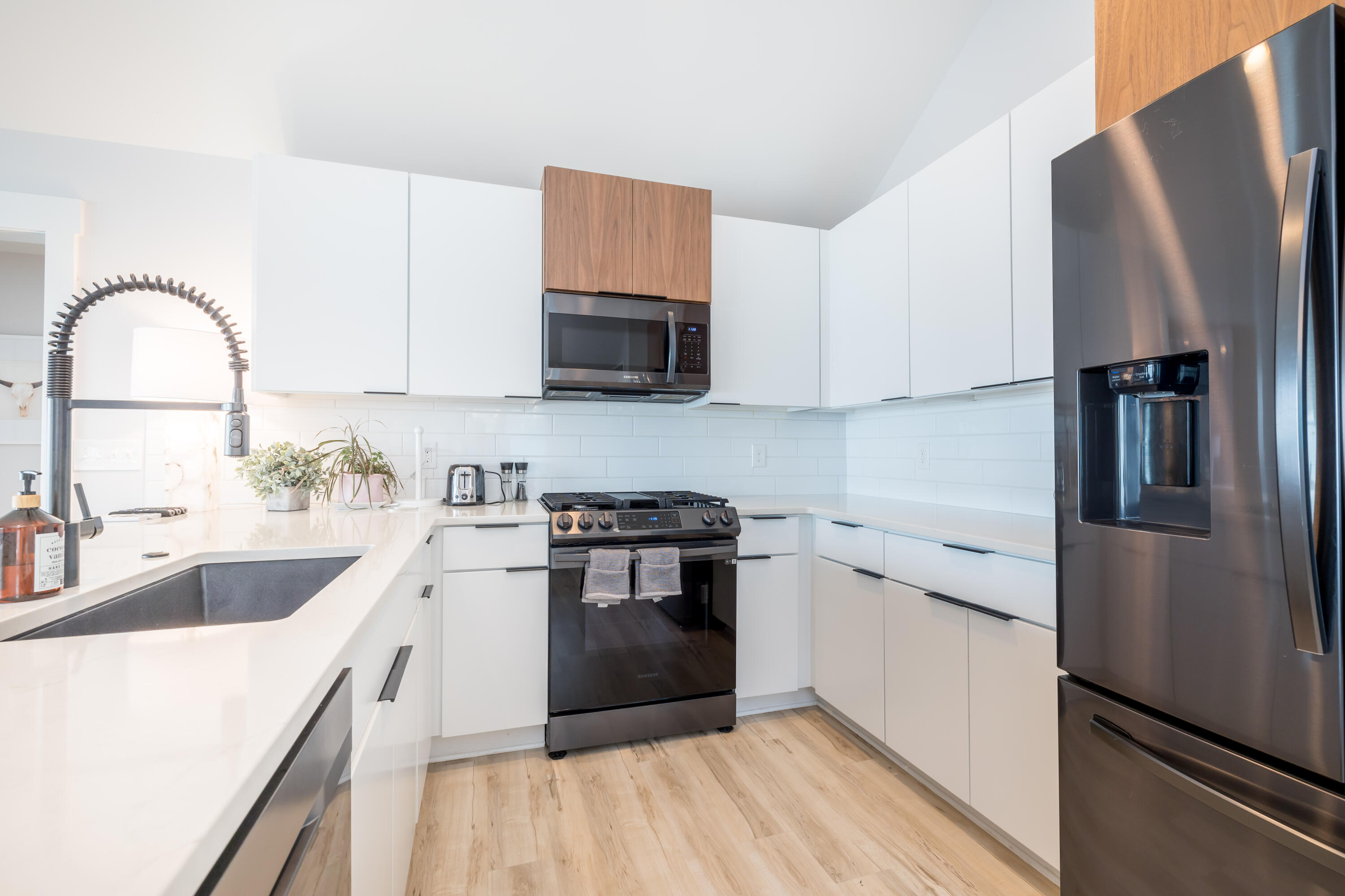 7925 Hickory Avenue, Russells Point, Ohio 43348