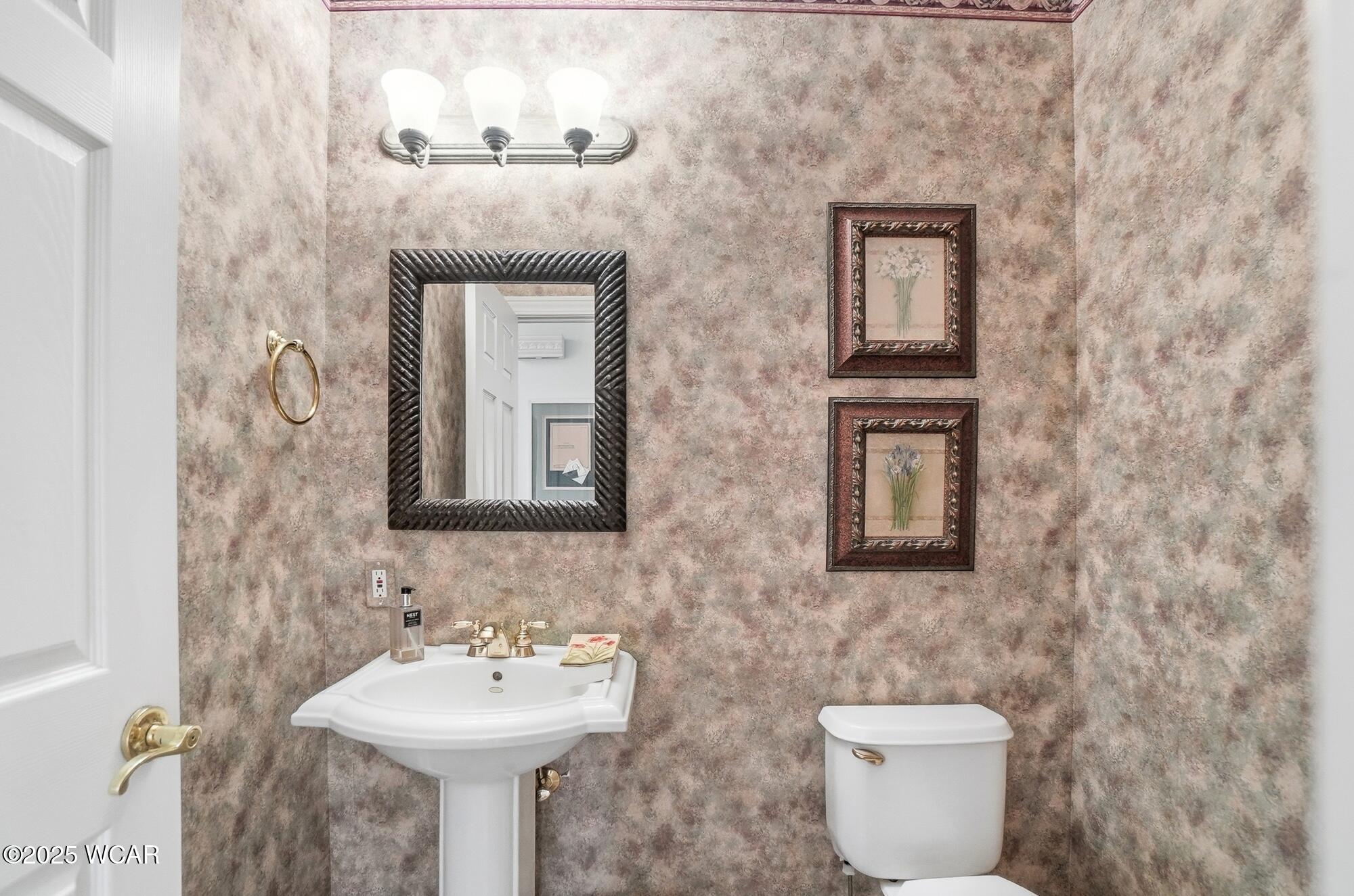 2905 Oak Hill Court, Lima, Ohio