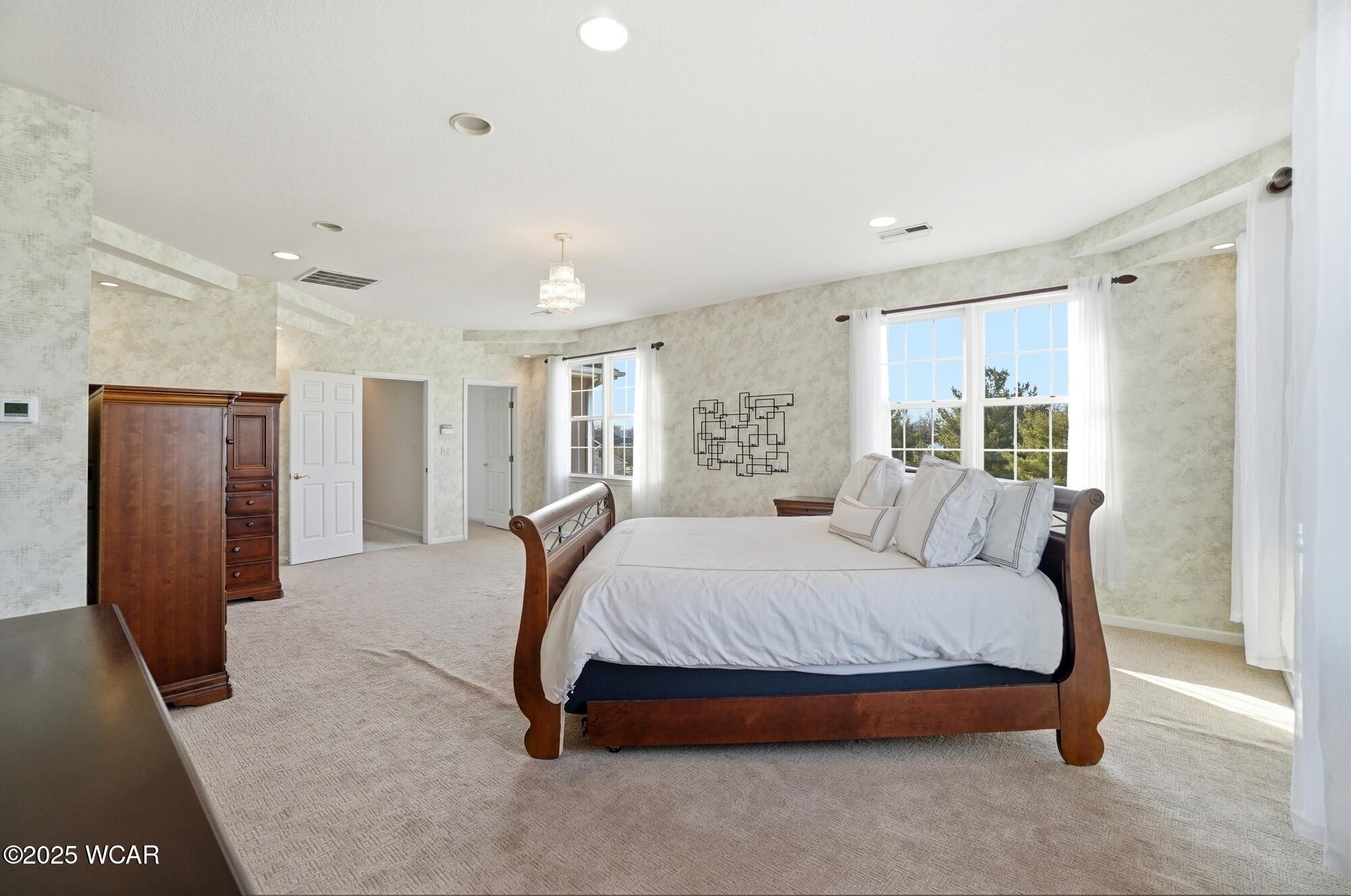 2905 Oak Hill Court, Lima, Ohio