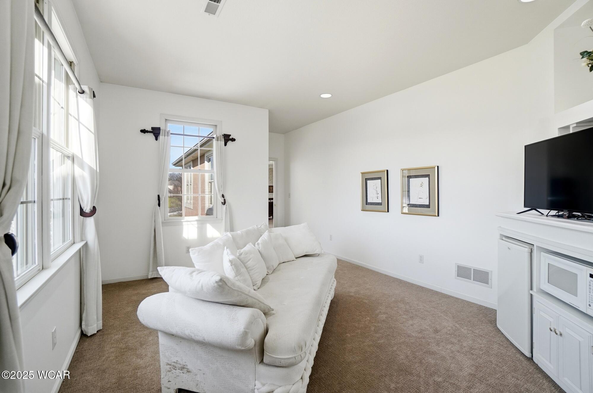 2905 Oak Hill Court, Lima, Ohio