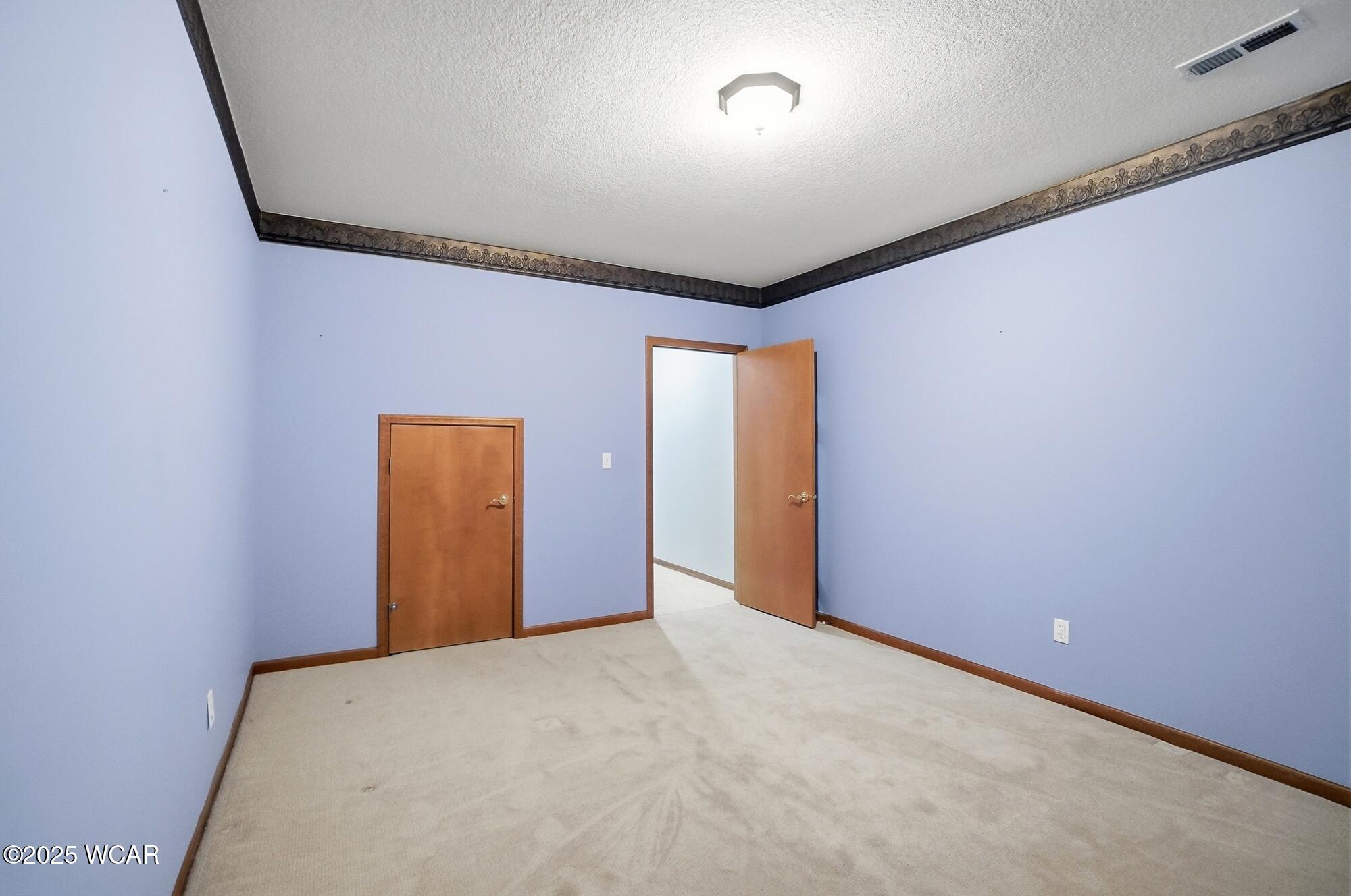 2905 Oak Hill Court, Lima, Ohio